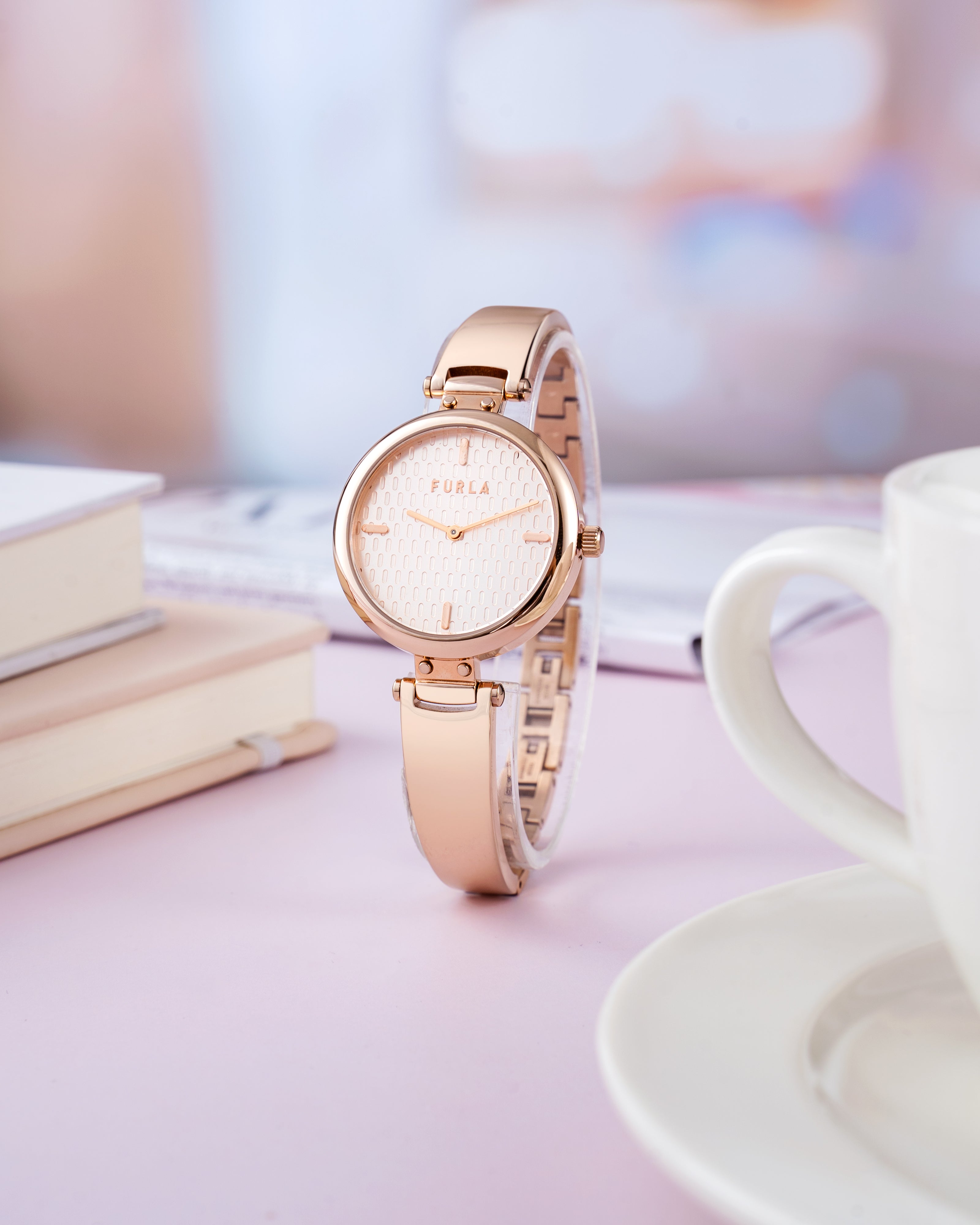 Đồng Hồ Nữ New Pin