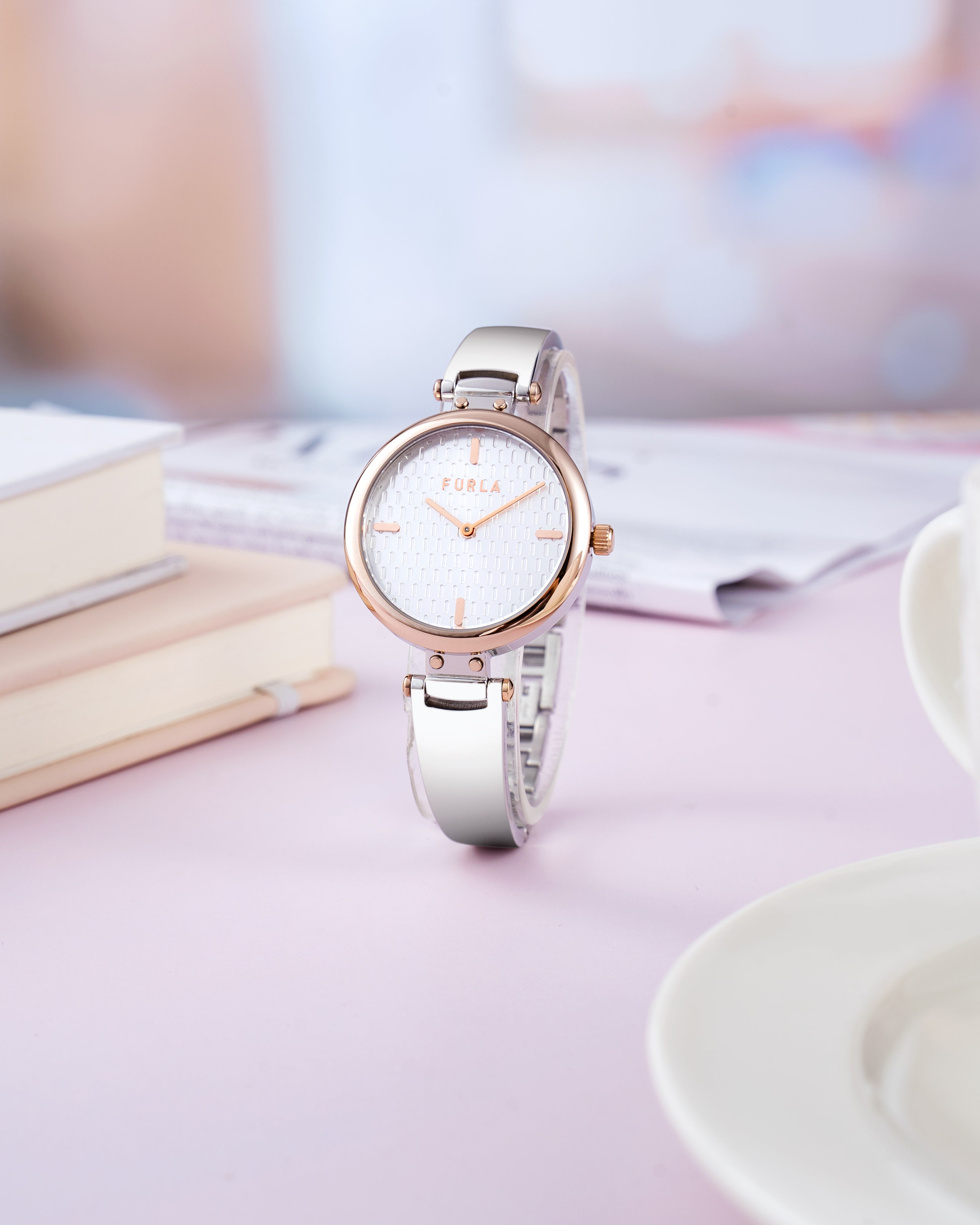 Đồng Hồ Nữ New Pin