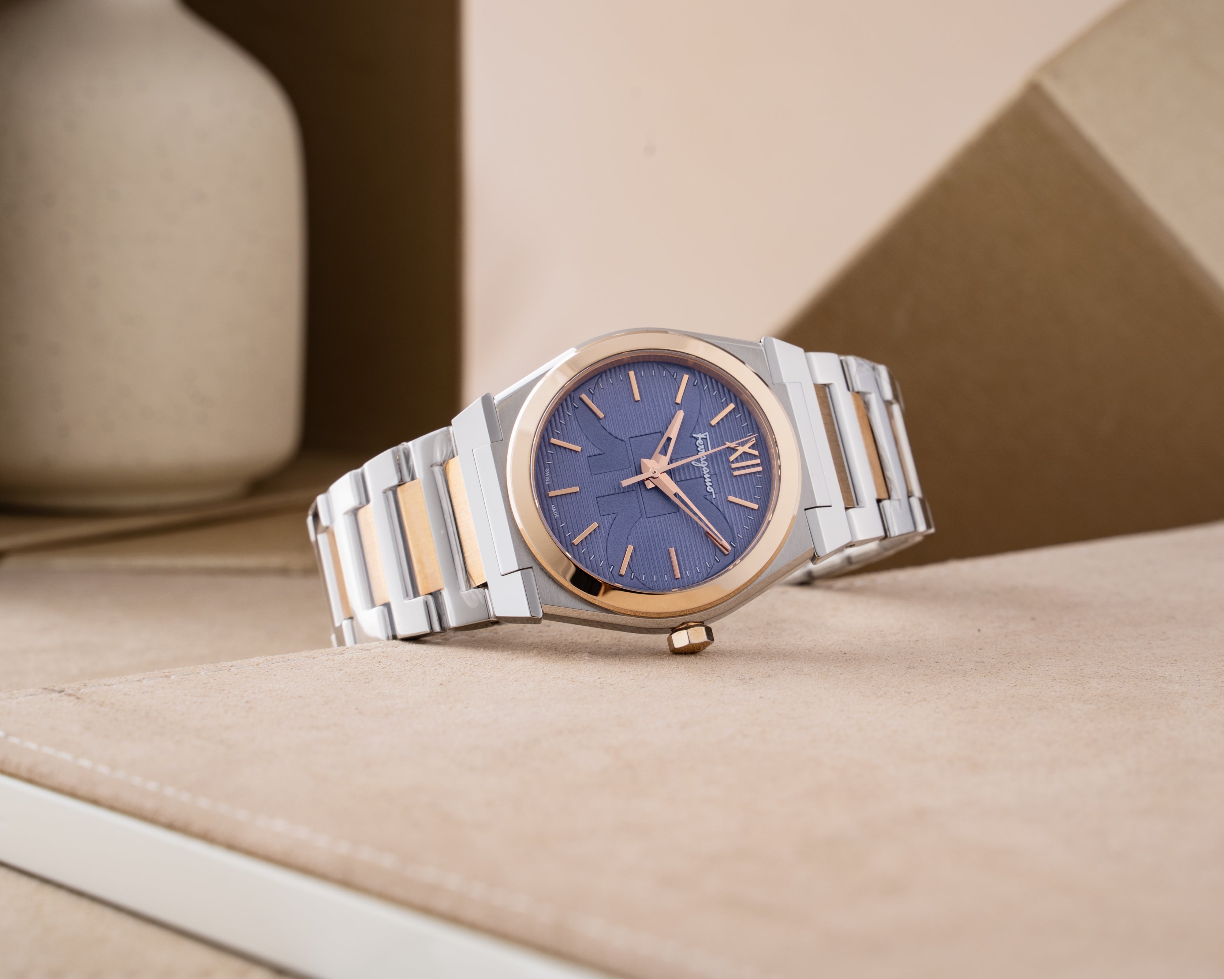 Đồng Hồ Nam Vega Gent