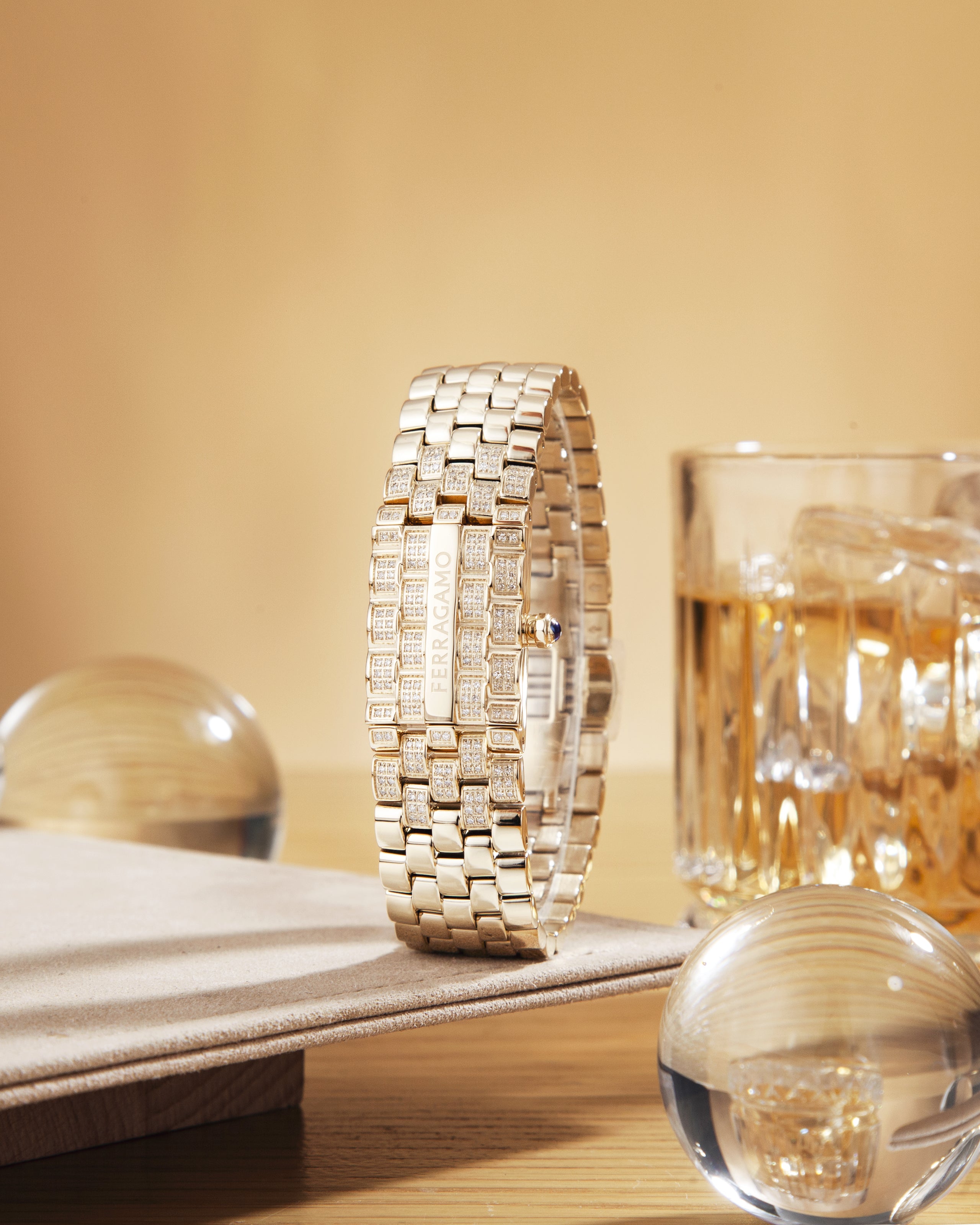 Đồng Hồ Nữ Secret