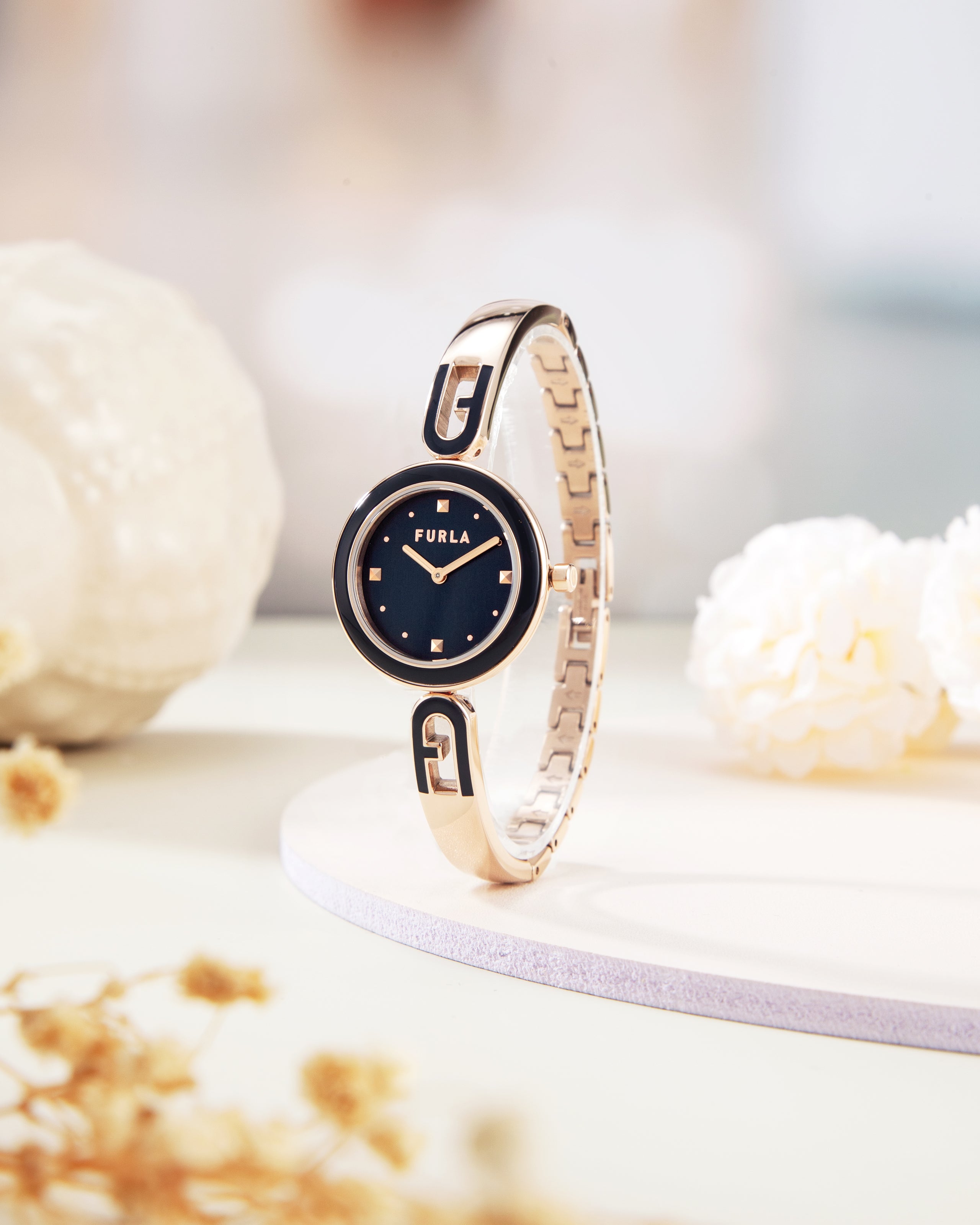 Đồng Hồ Nữ Bangle