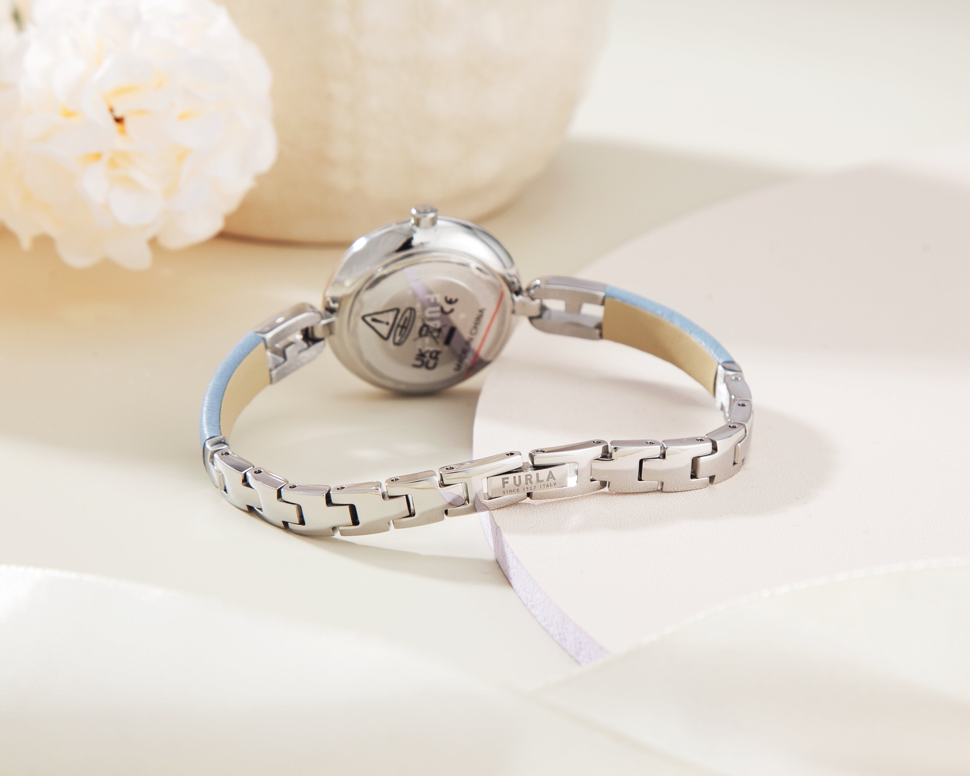 Đồng Hồ Nữ Bangle
