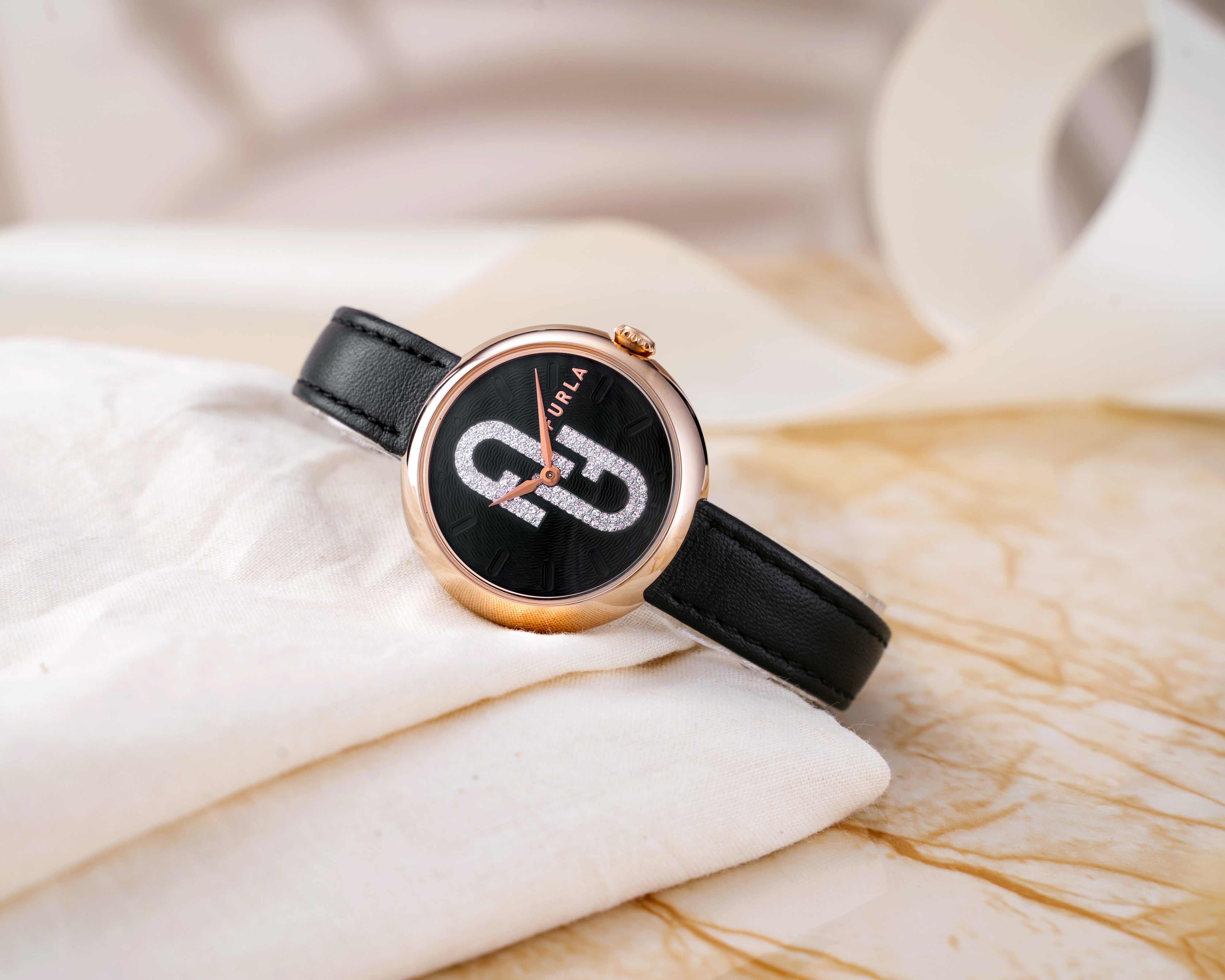 Đồng Hồ Nữ Cosy