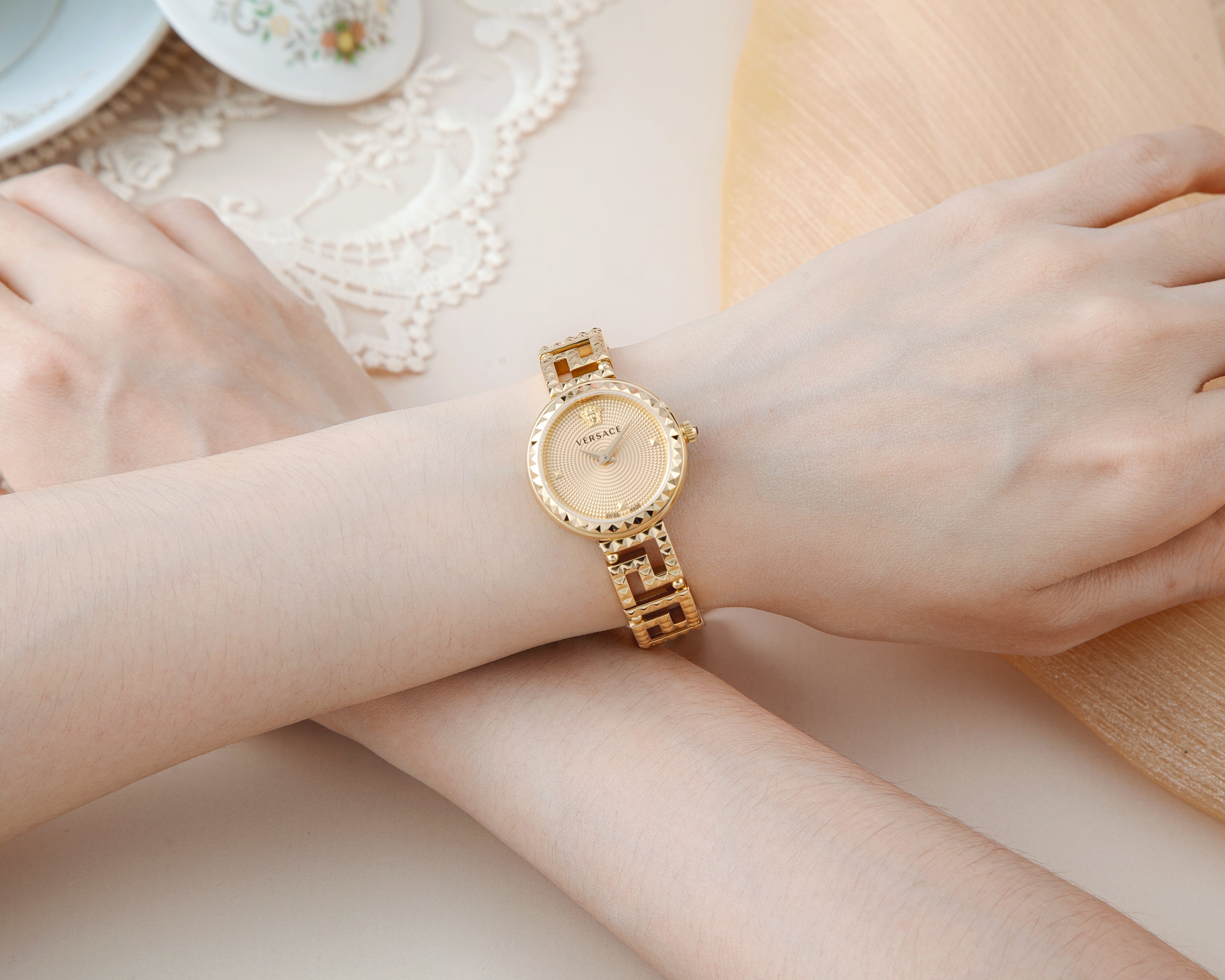 Đồng Hồ Nữ Greca Goddess