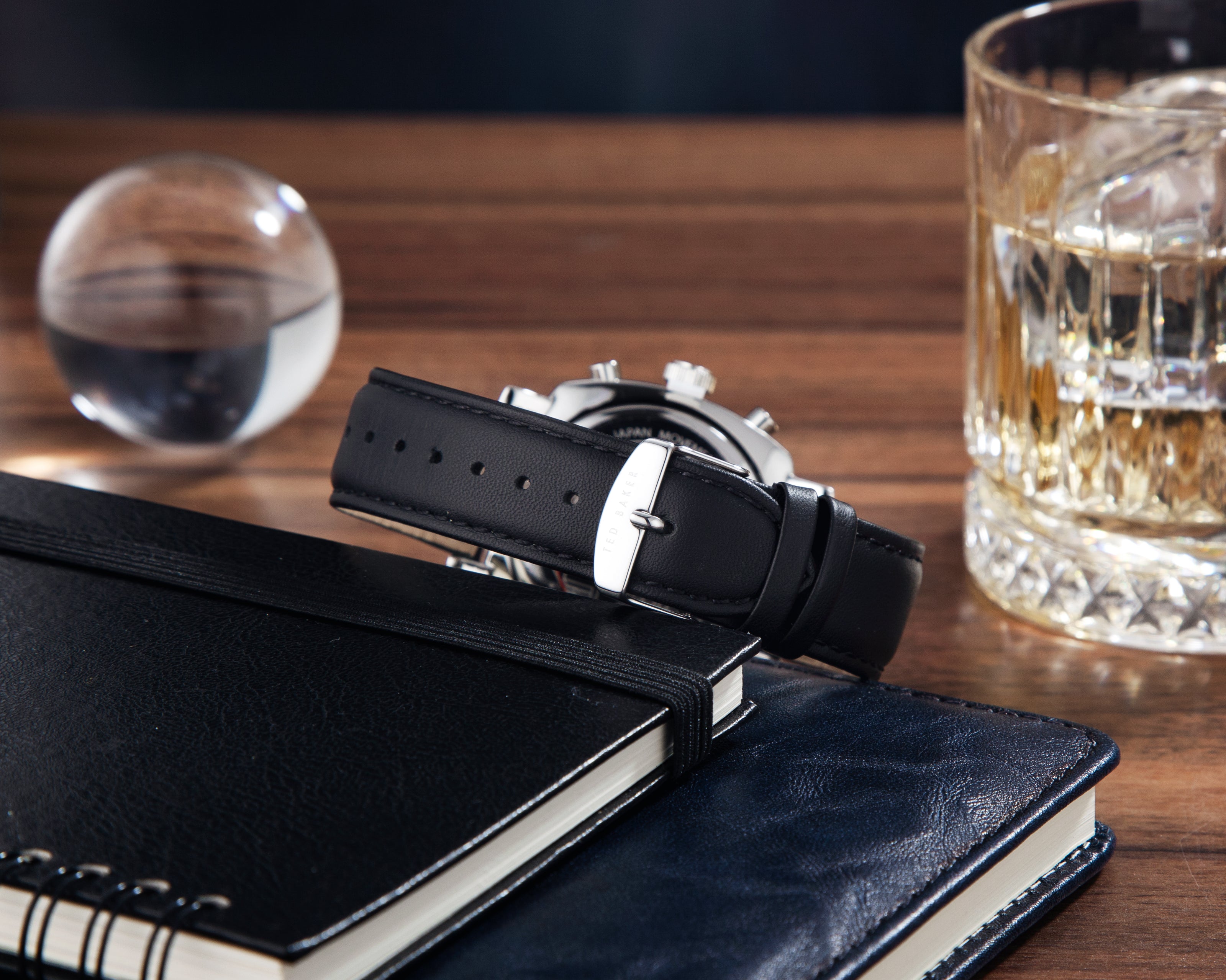 Đồng Hồ Nam Caine