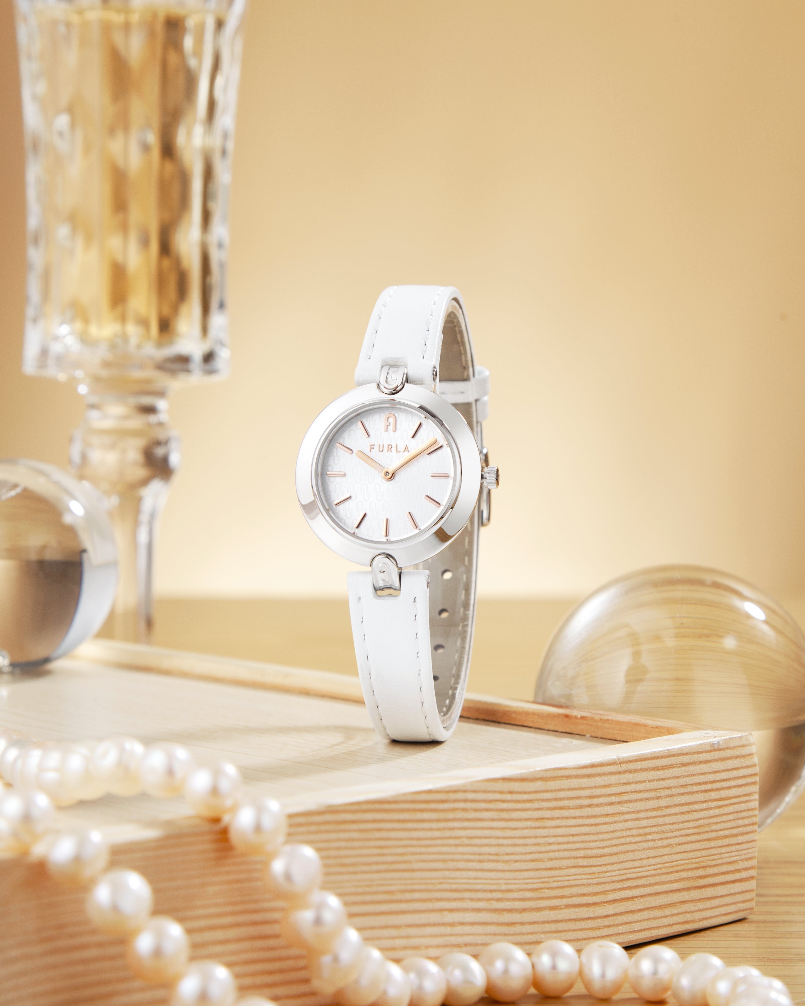 Đồng Hồ Nữ Logo Links