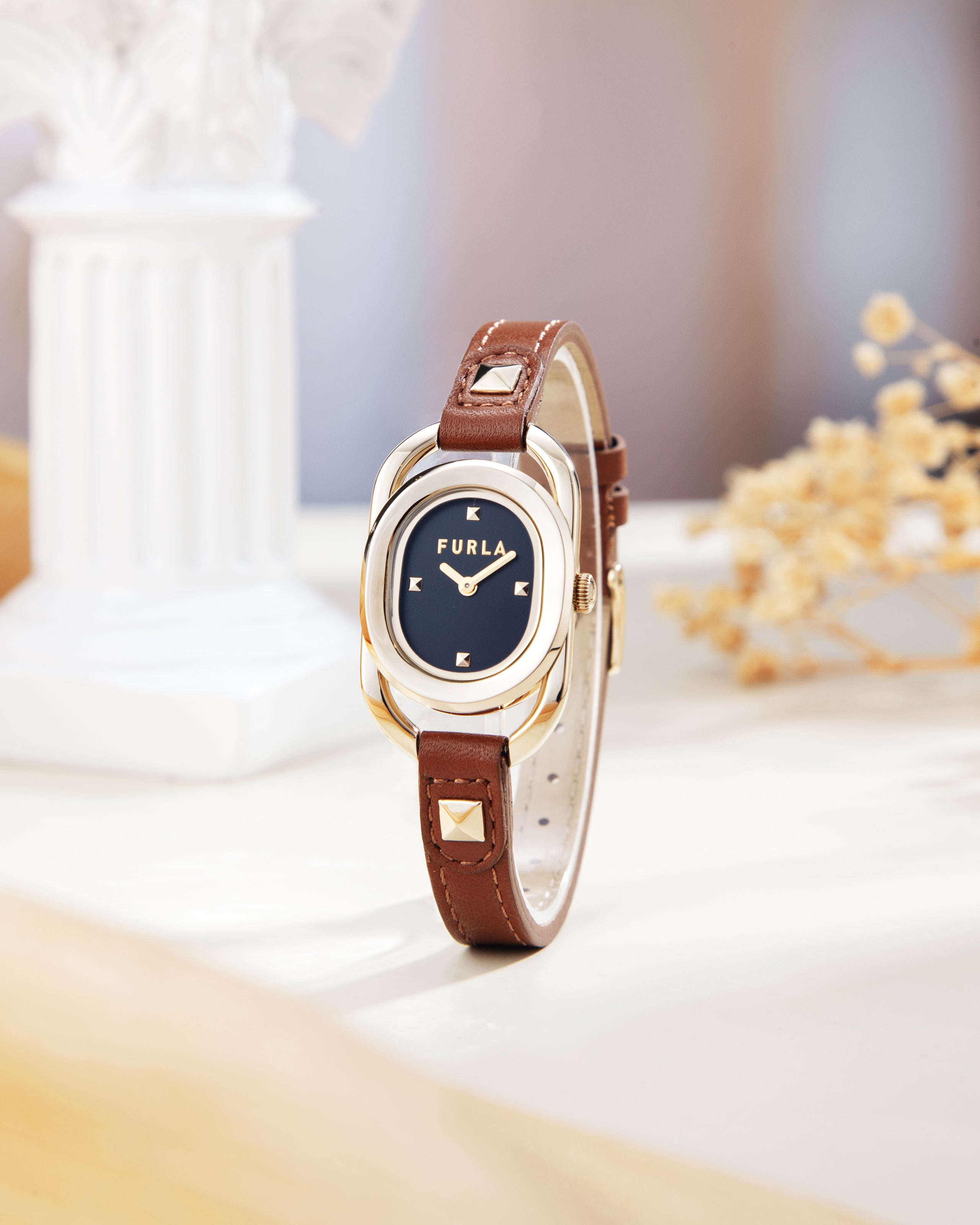 Đồng Hồ Nữ Studs