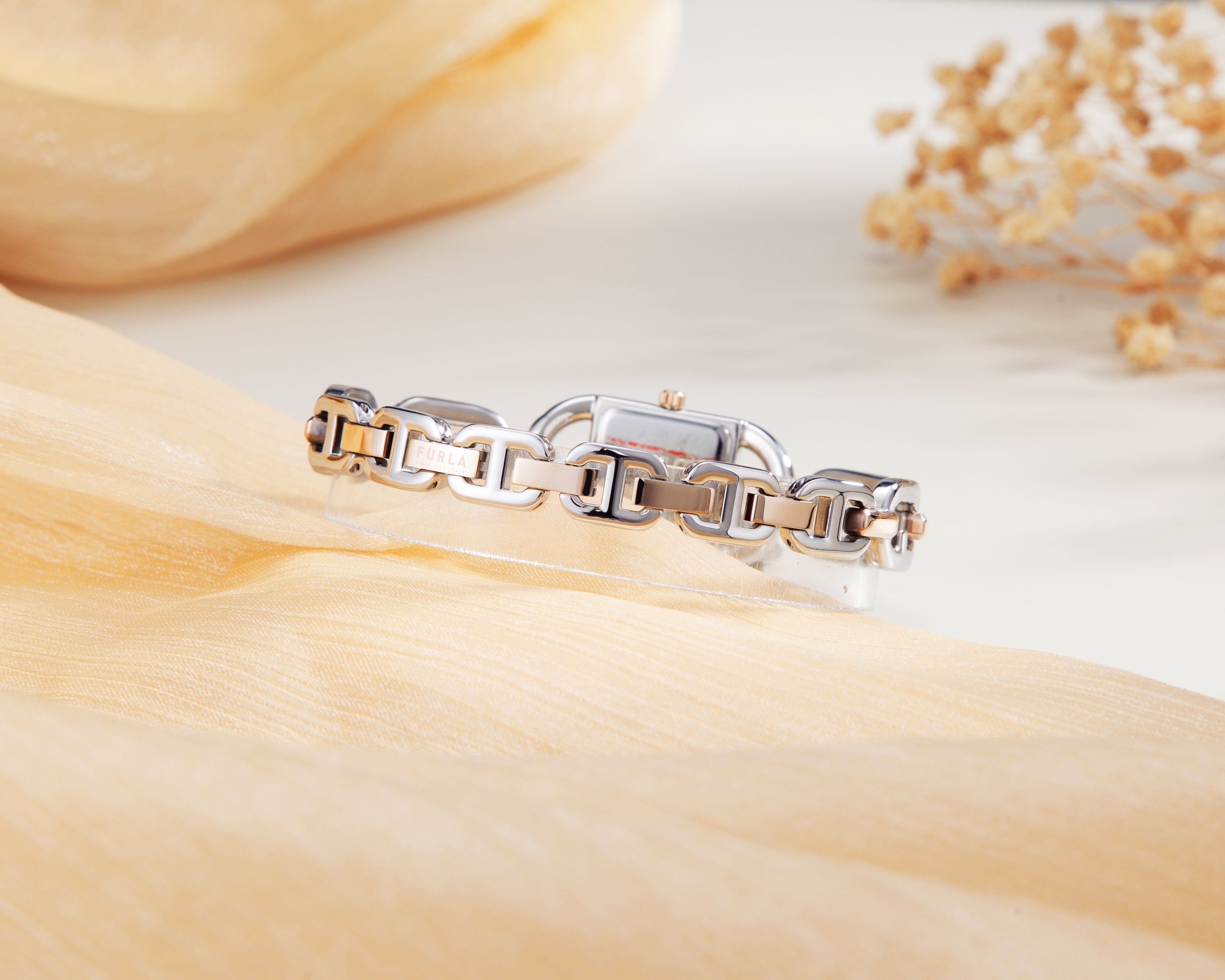 Đồng Hồ Nữ Chain Square