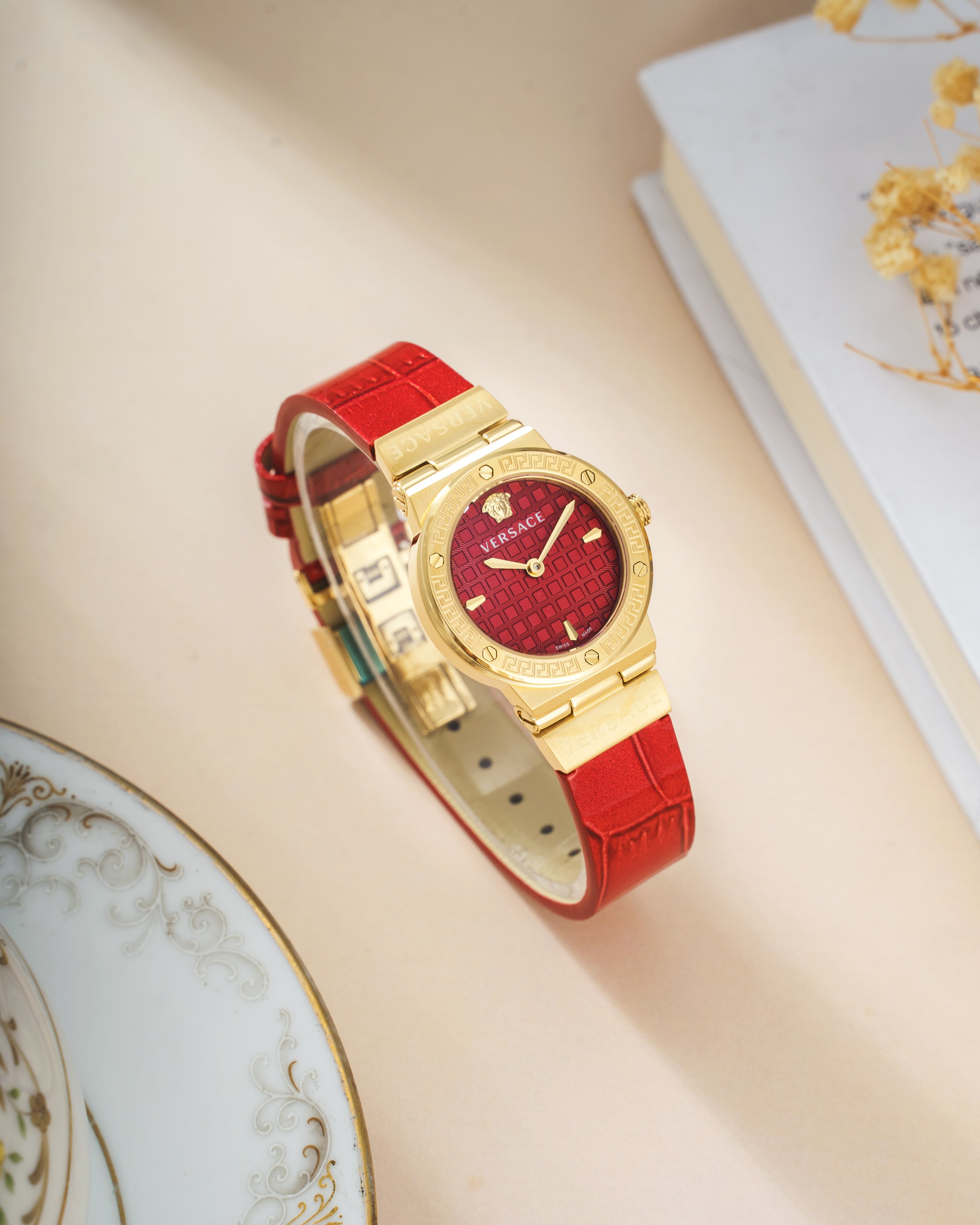 Đồng Hồ Nữ Greca Logo Mini