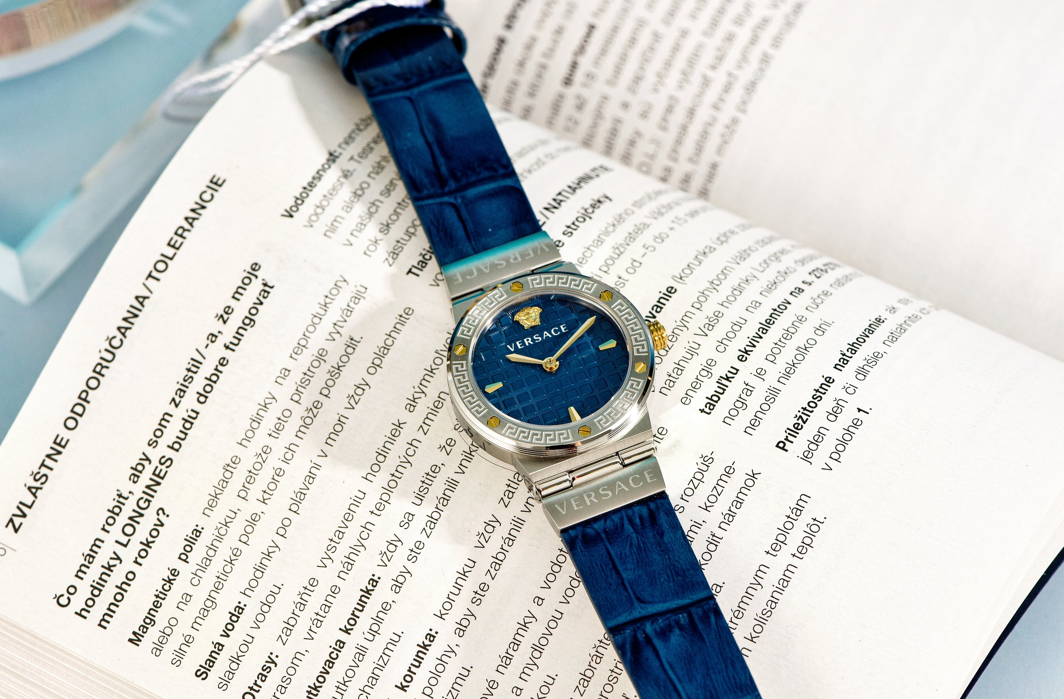 Đồng Hồ Nữ Greca Logo Mini