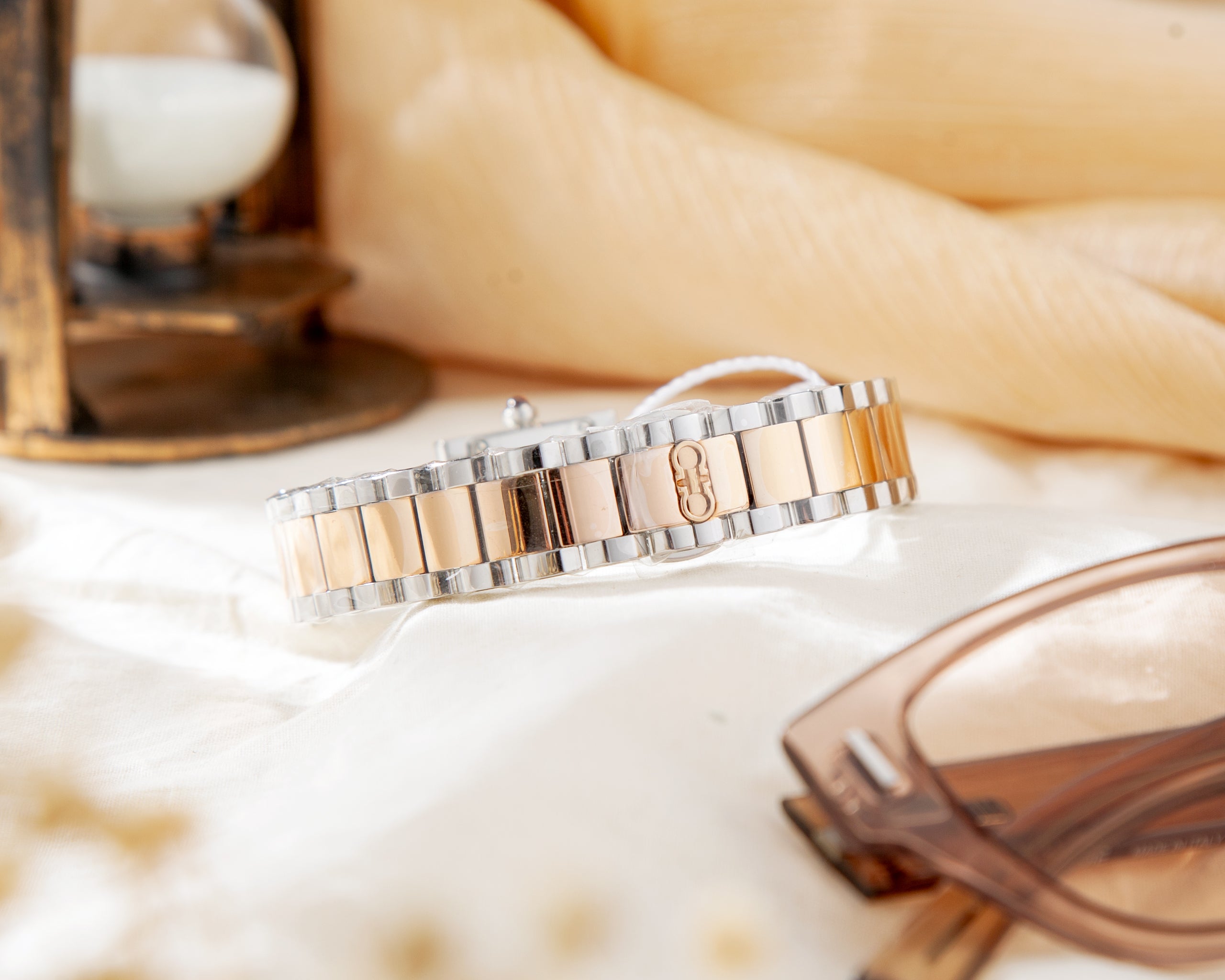 Đồng Hồ Nữ Square