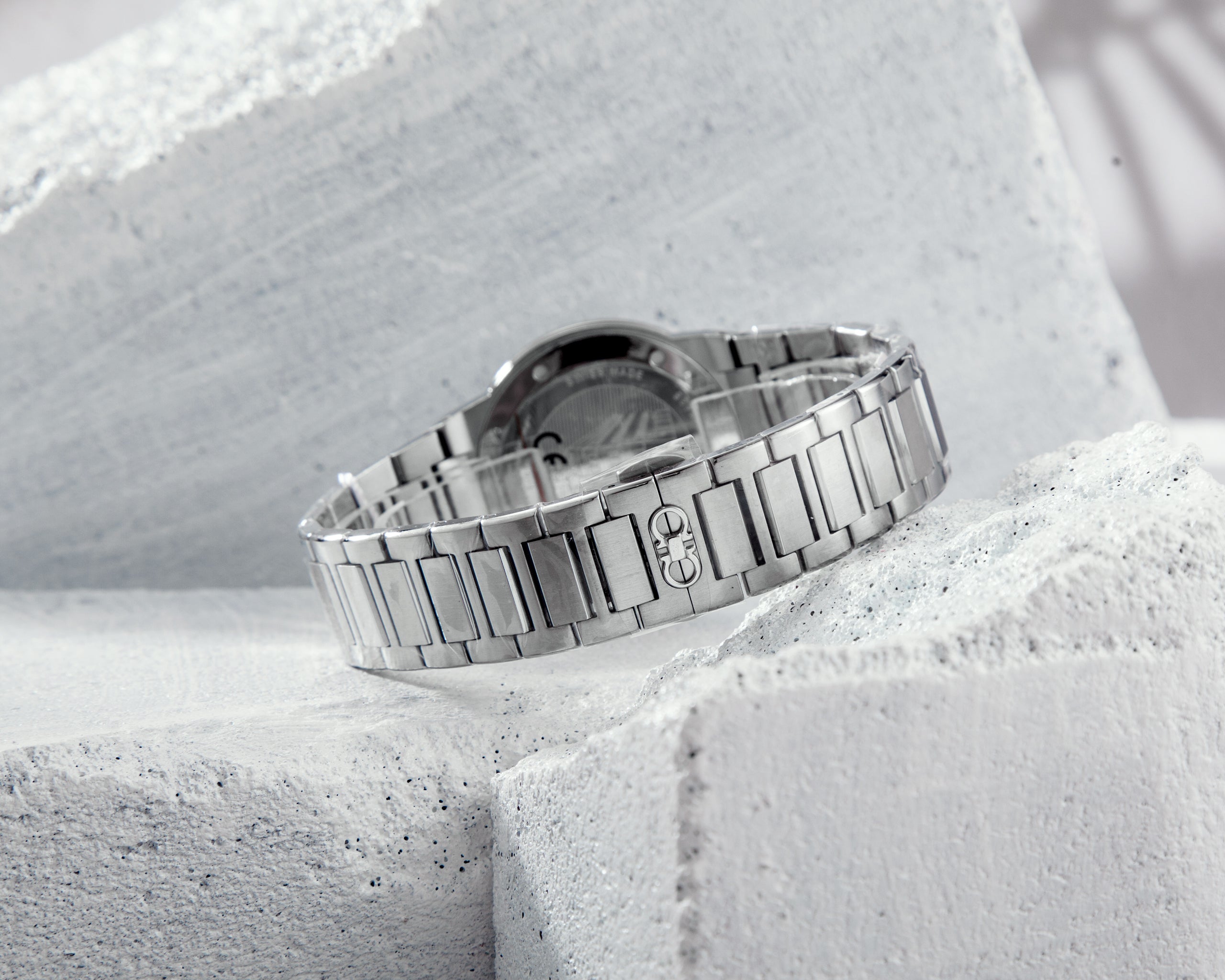 Đồng Hồ Nam F-8 Classic