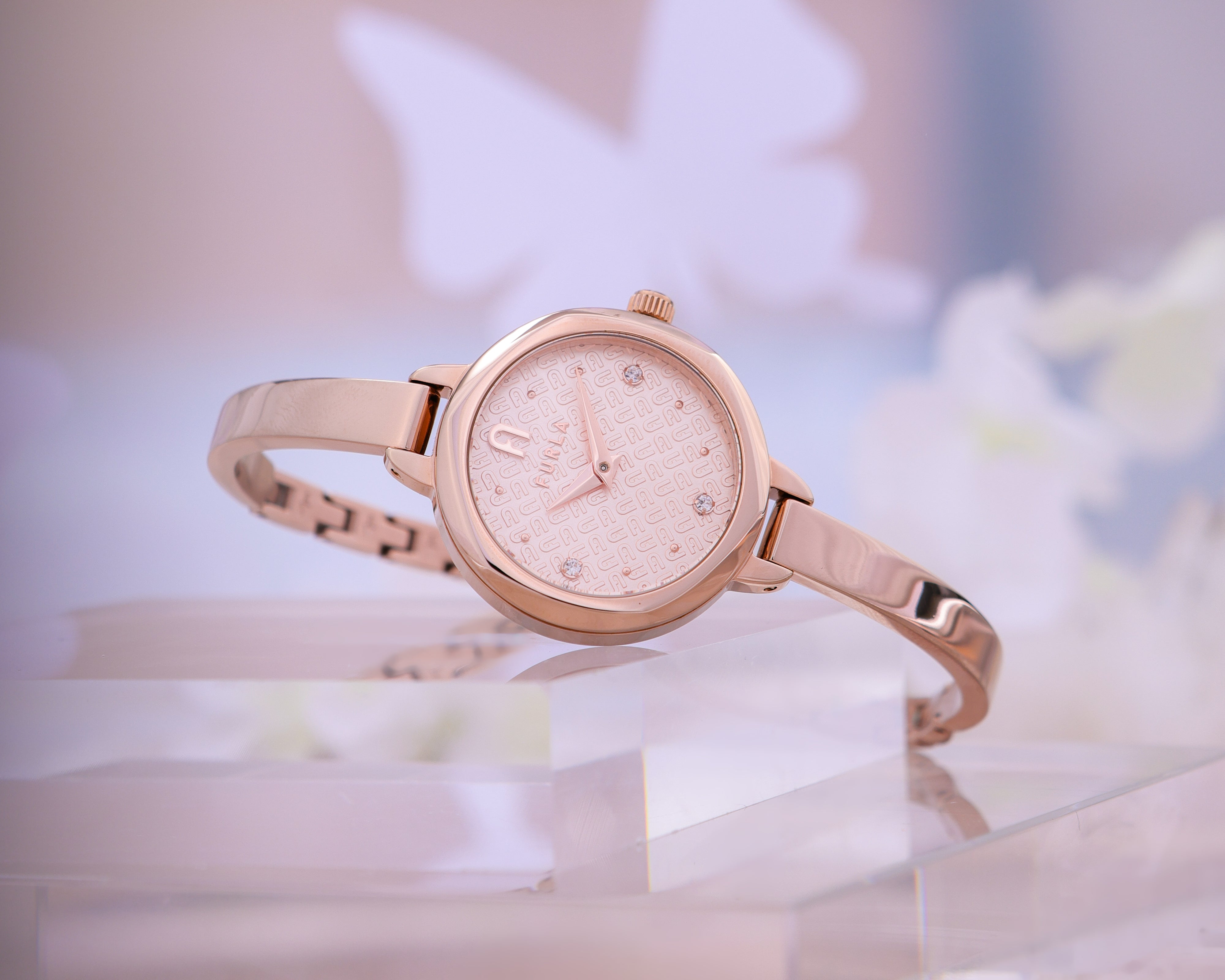 Đồng Hồ Nữ Petite Bangle