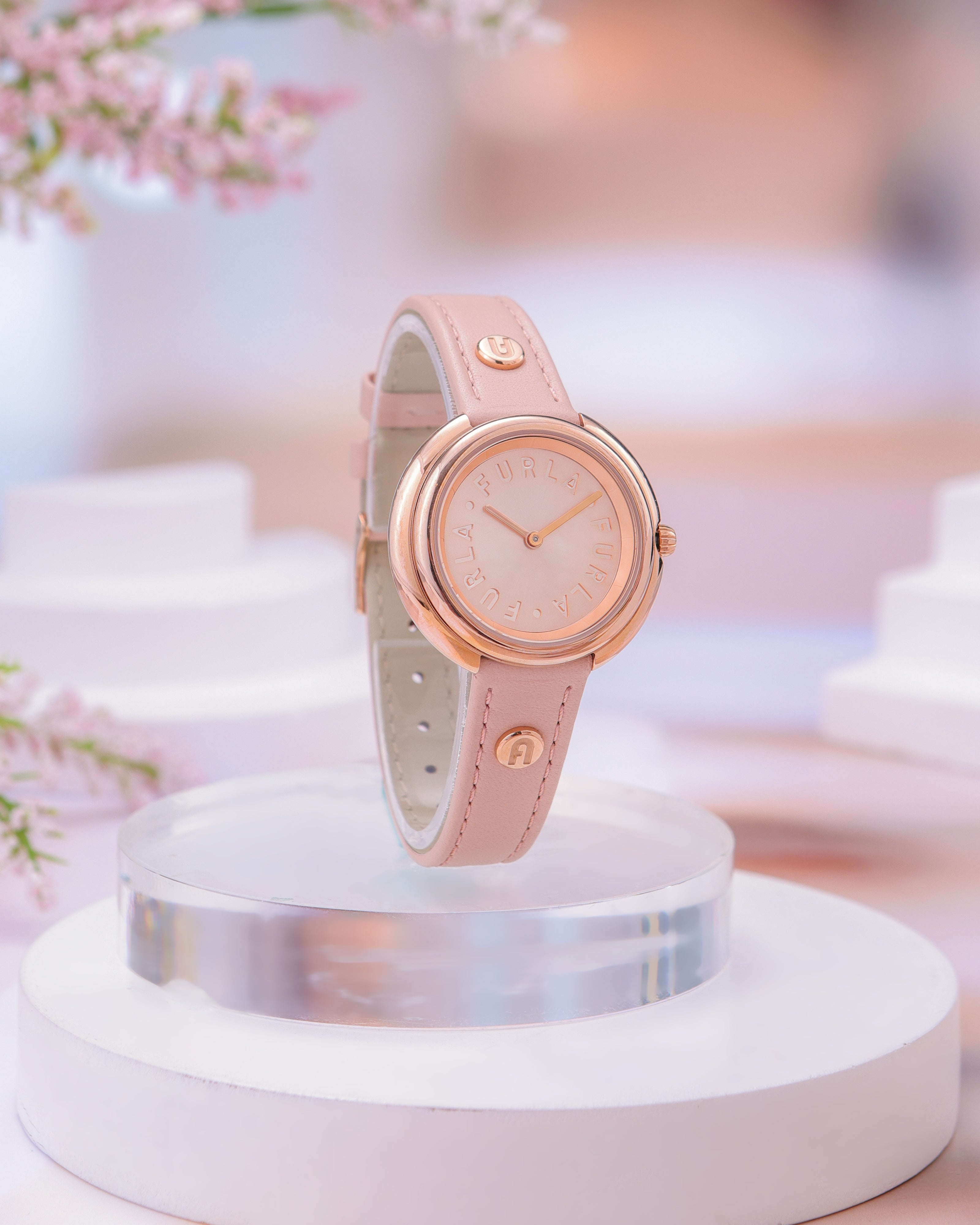 Đồng Hồ Nữ Icon Shape