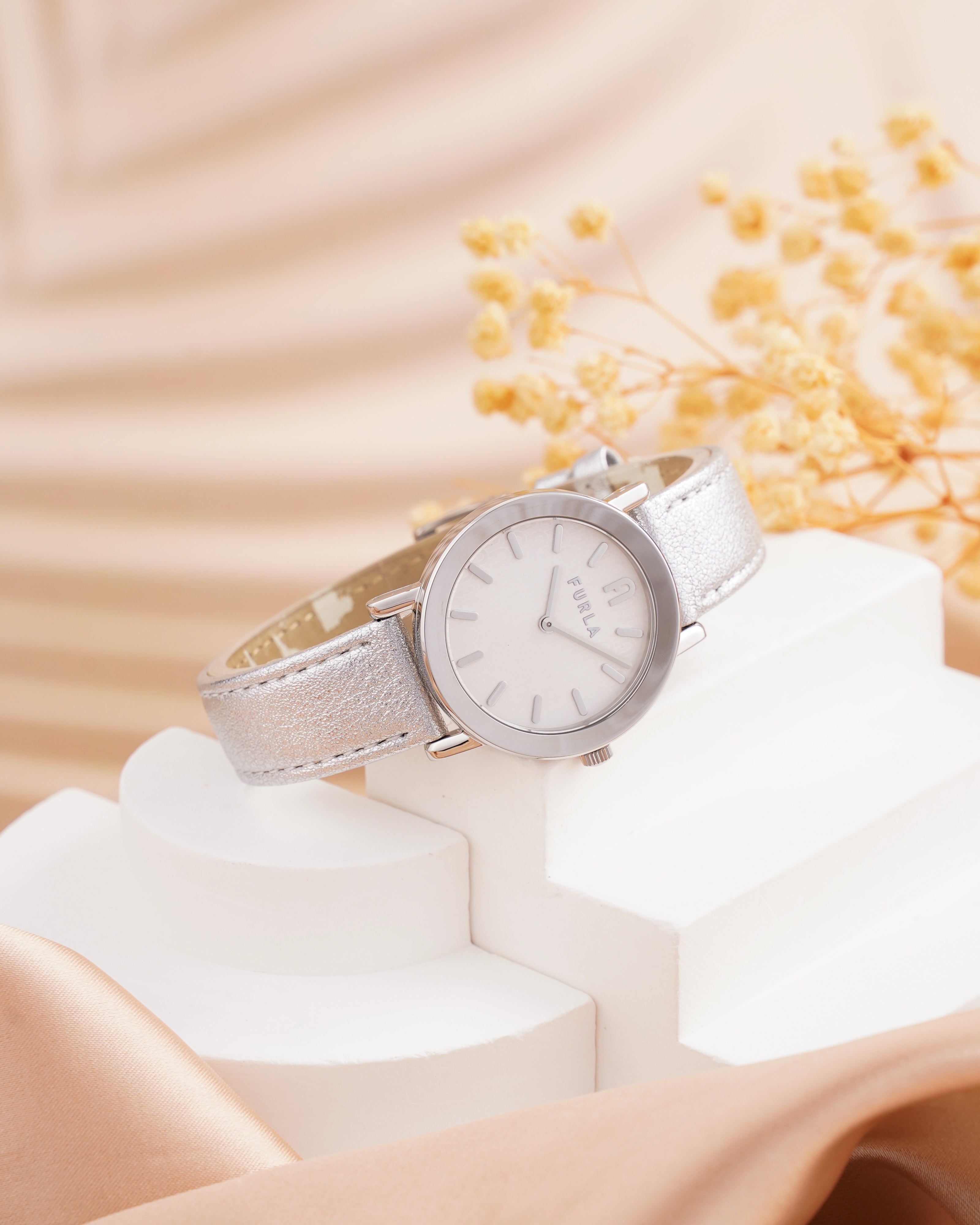 Đồng Hồ Nữ Minimal