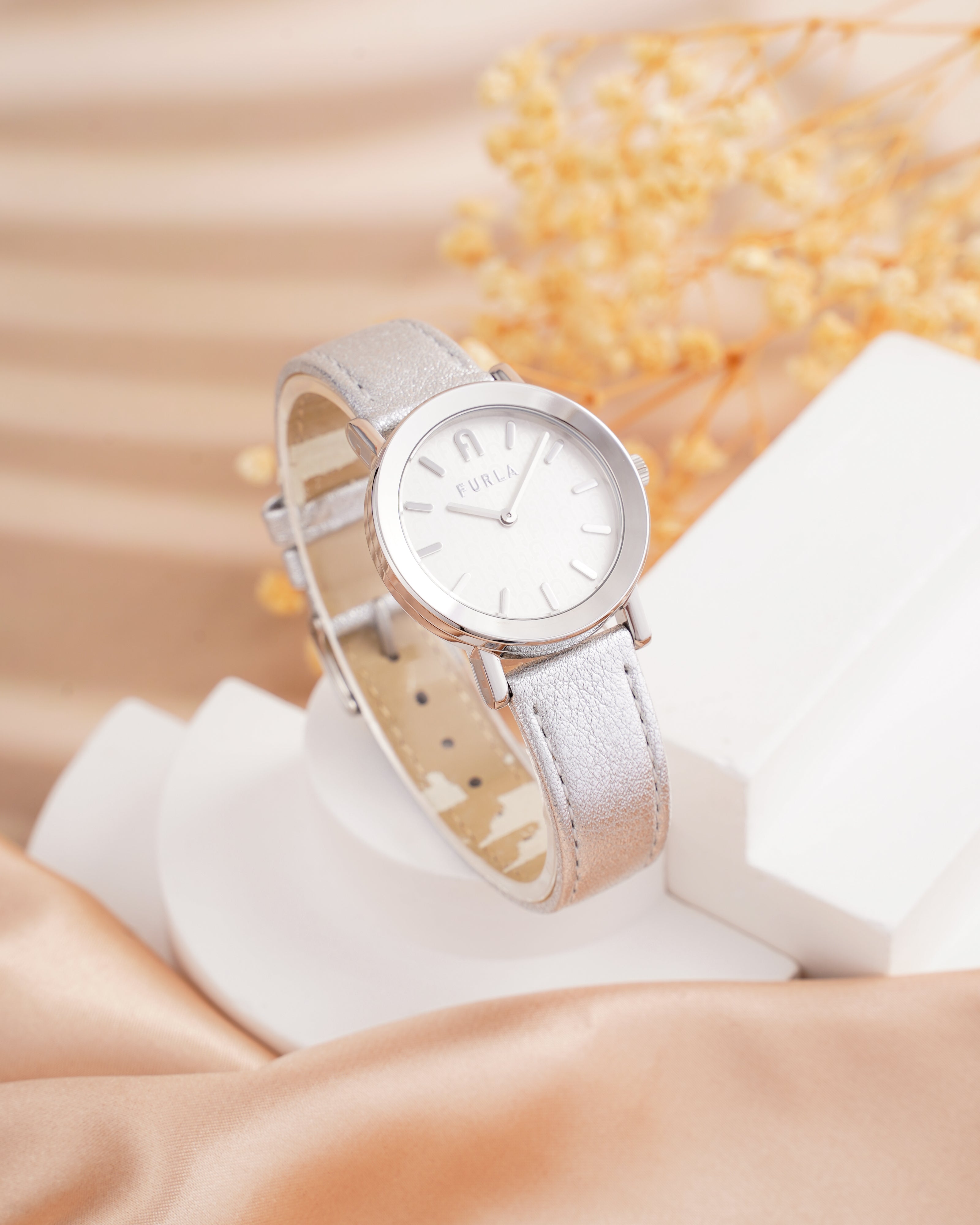 Đồng Hồ Nữ Minimal