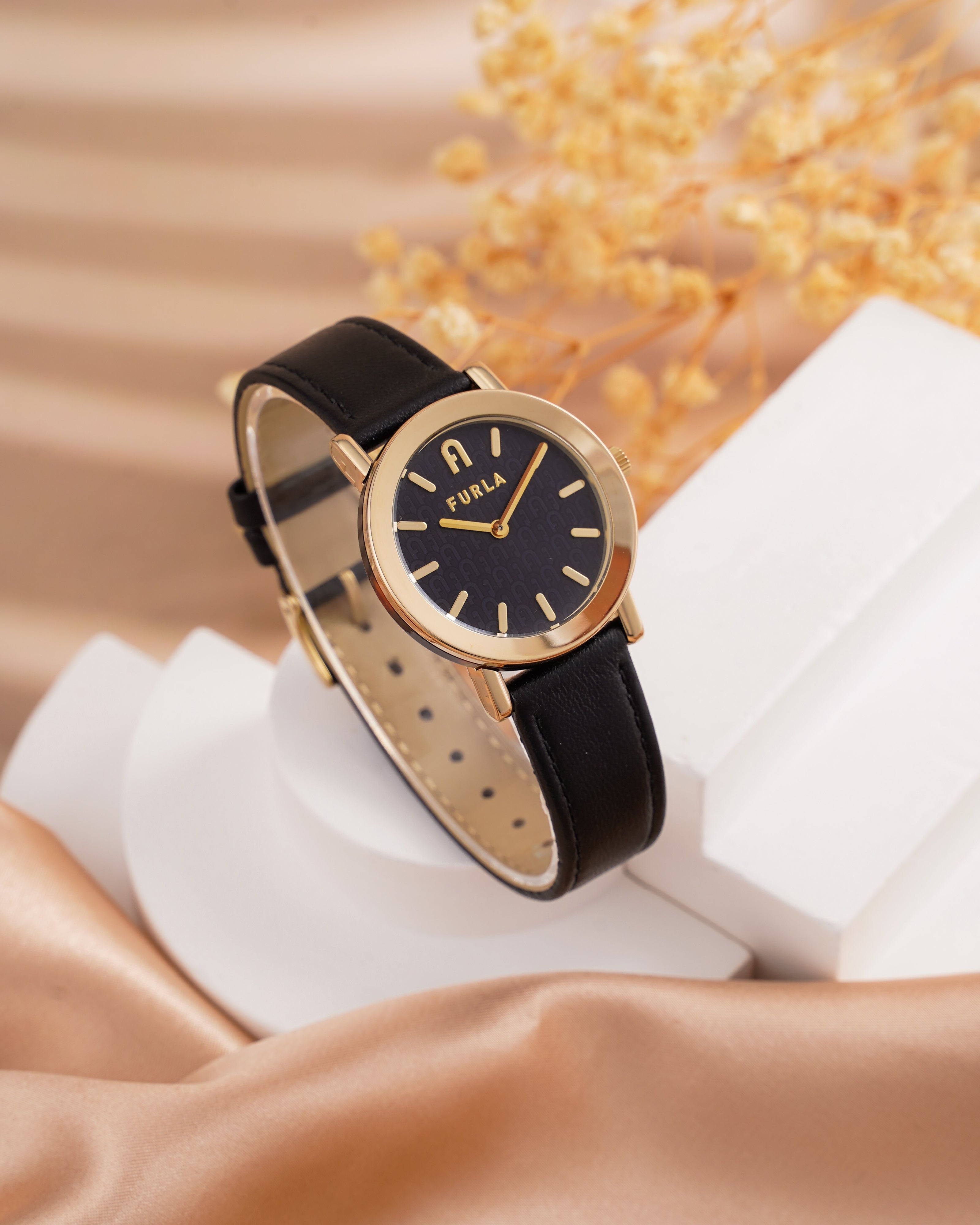 Đồng Hồ Nữ Minimal