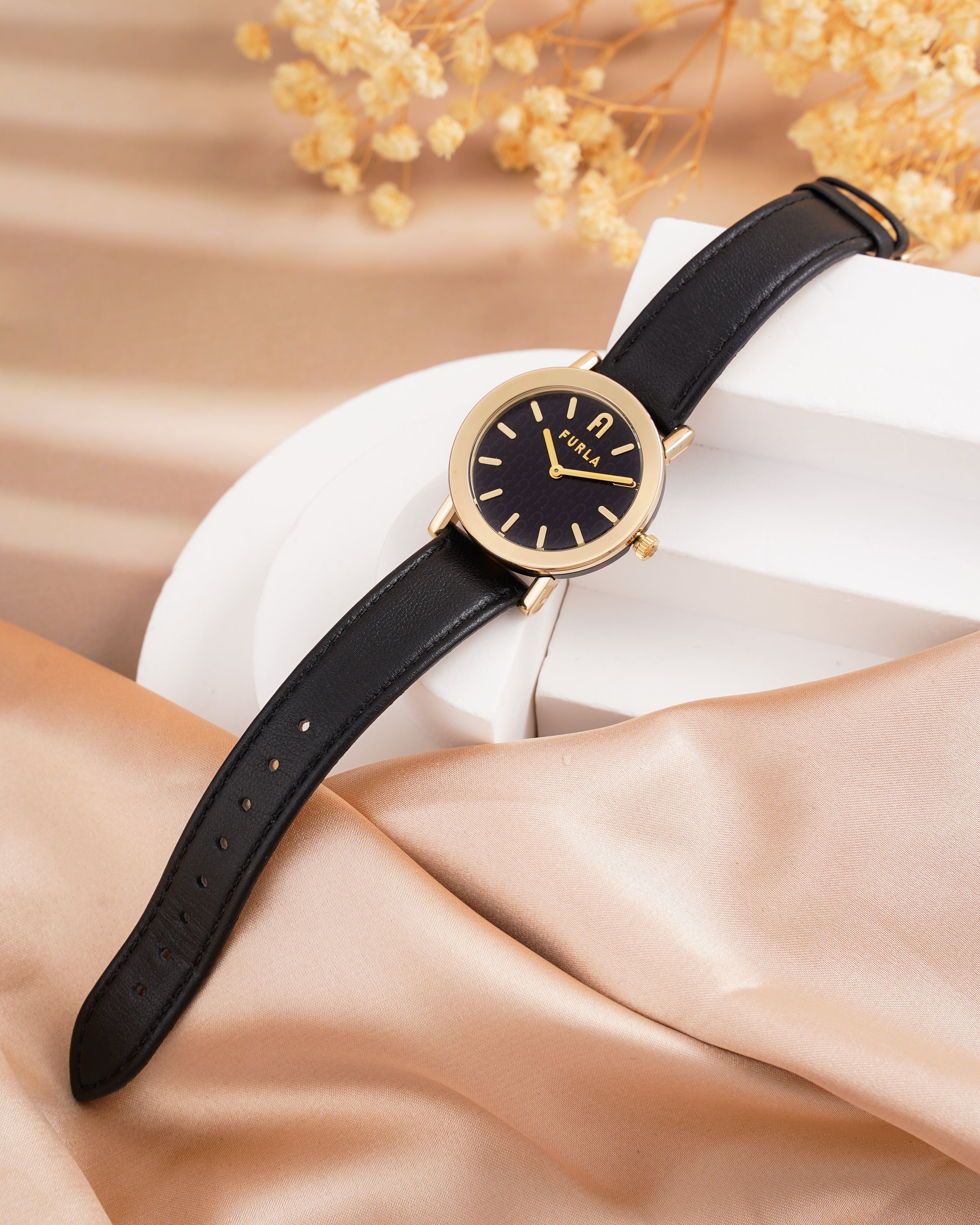 Đồng Hồ Nữ Minimal