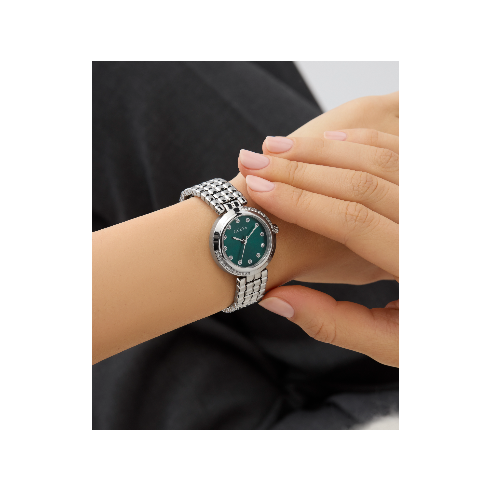 Đồng Hồ Nữ Clara