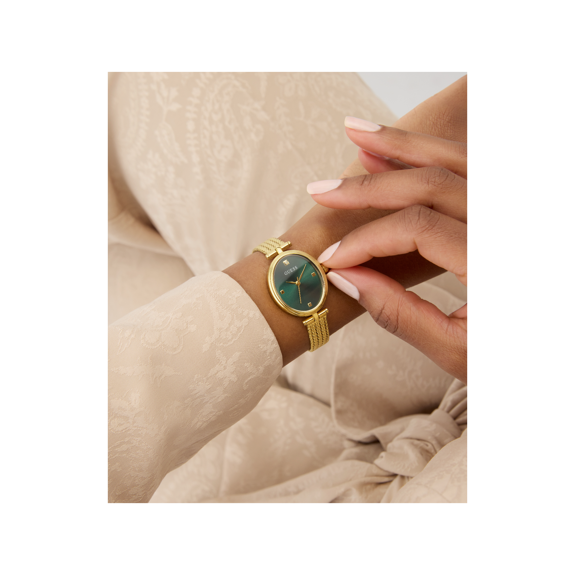 Đồng Hồ Nữ Ruby