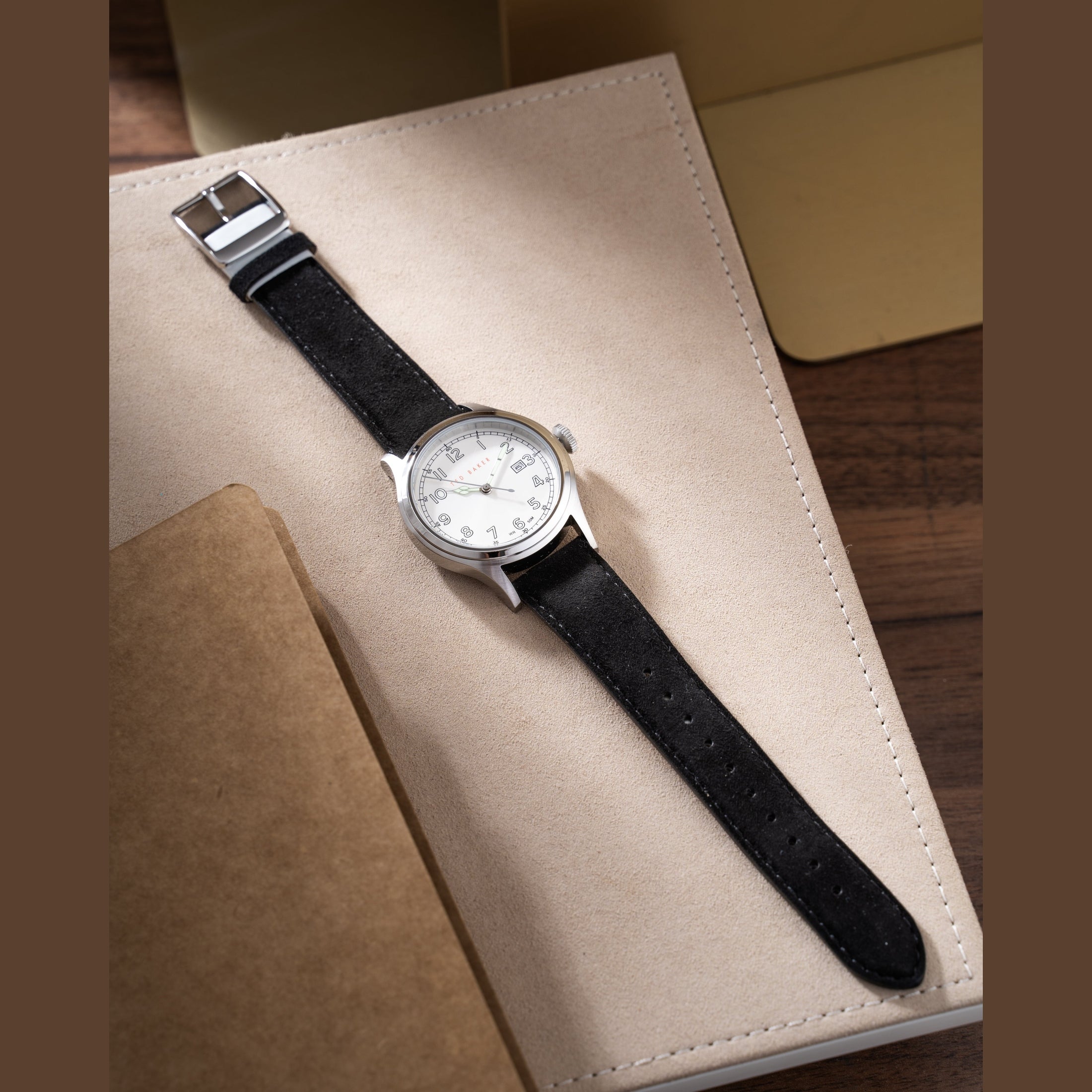 Đồng Hồ Nam Lngisla