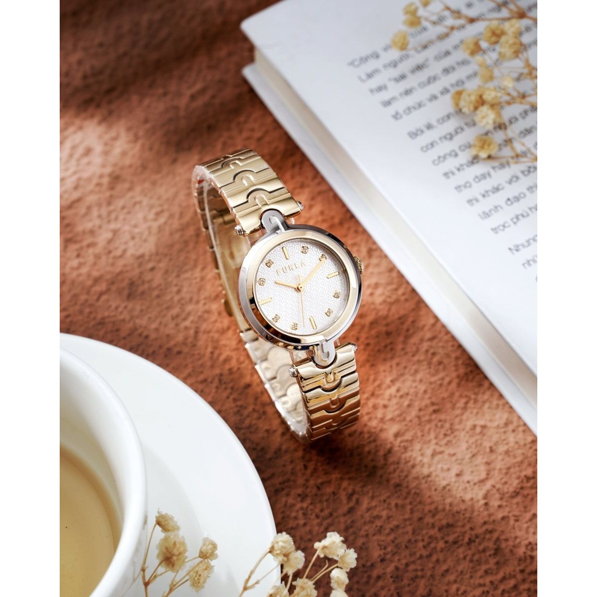 Arch Bar - L&M Luxury Timepieces