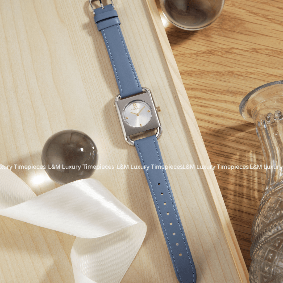 ARCO SQUARE - L&M Luxury Timepieces