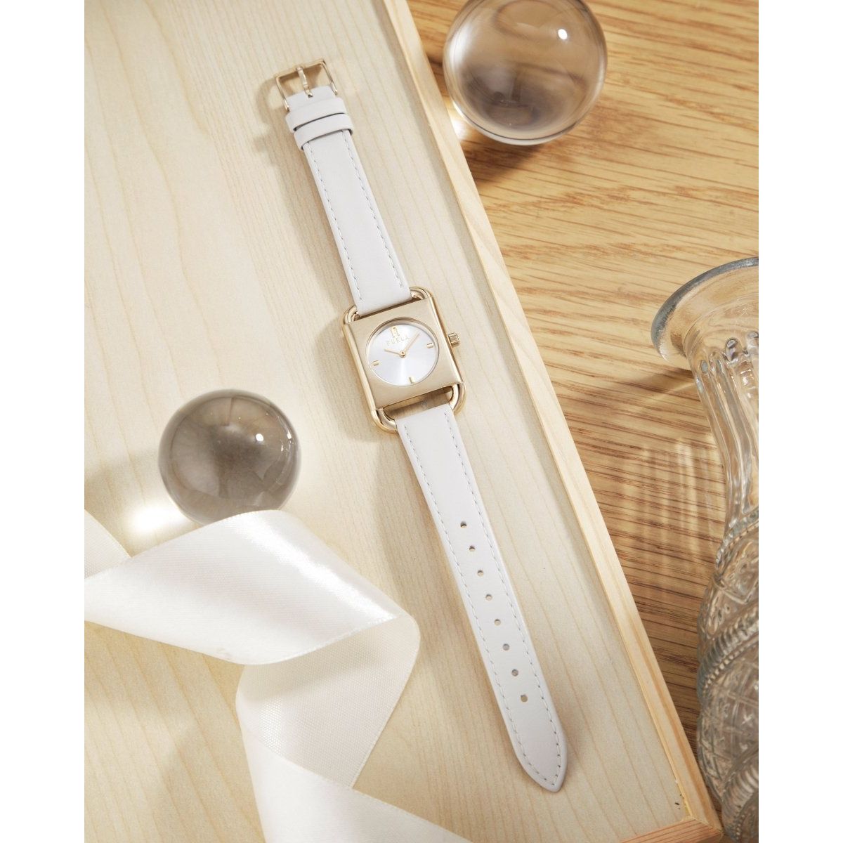 ARCO SQUARE - L&M Luxury Timepieces