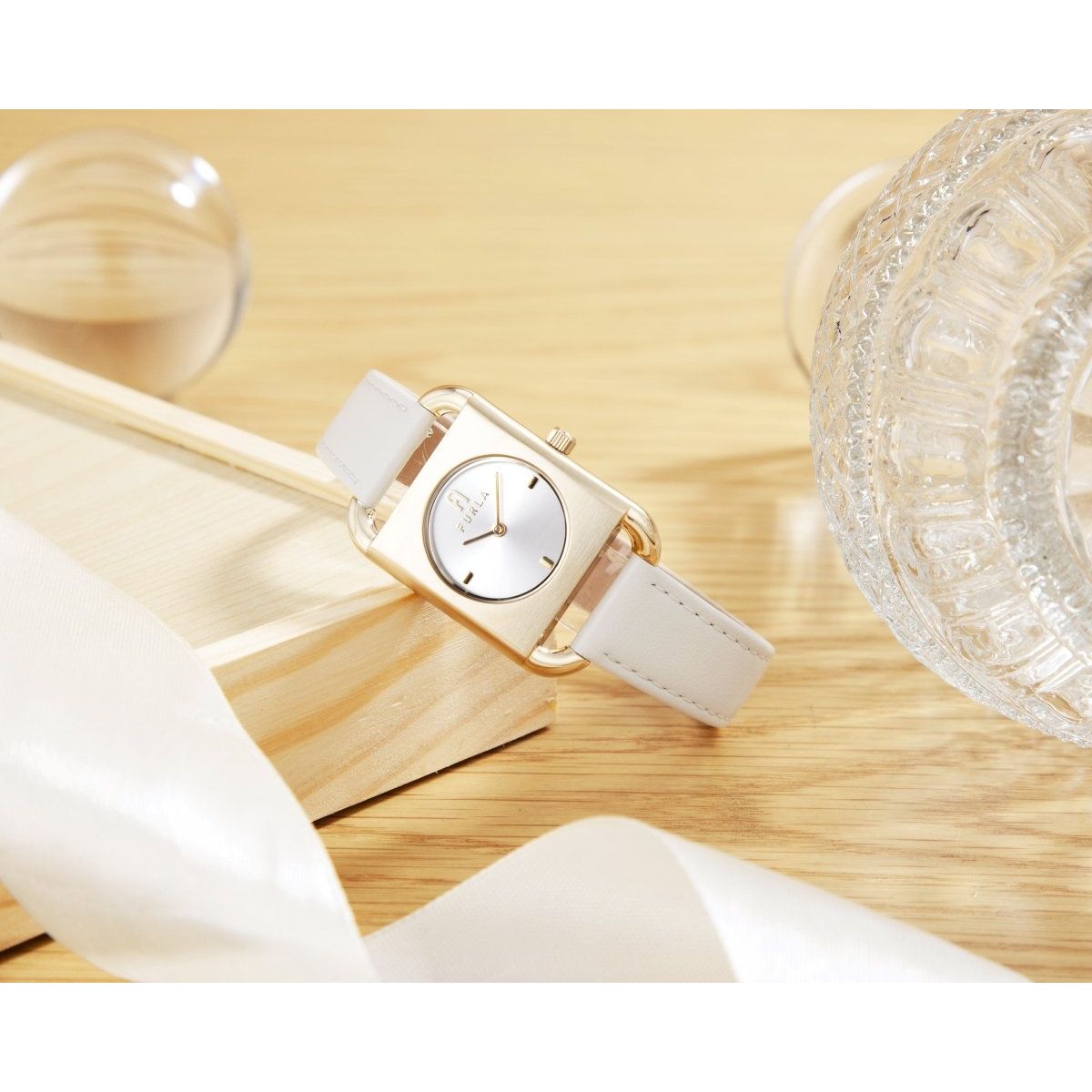 ARCO SQUARE - L&M Luxury Timepieces