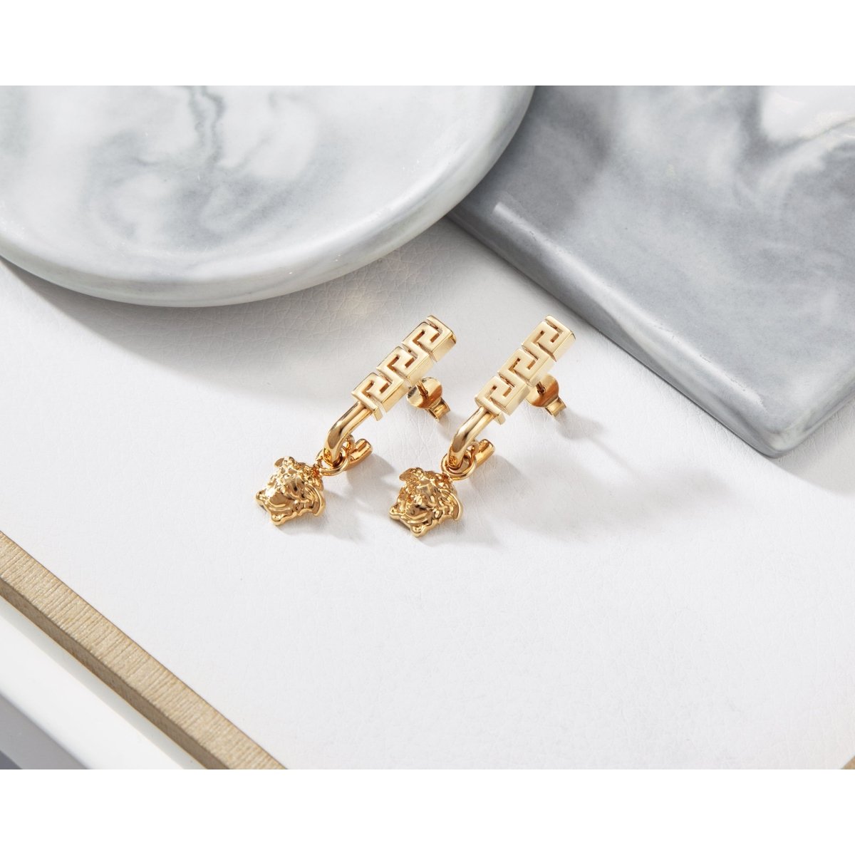 Bông tai VERSACE - L&M Luxury Timepieces