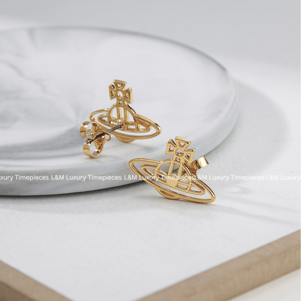 Bông tai VIVIENNE WESTWOOD - L&M Luxury Timepieces