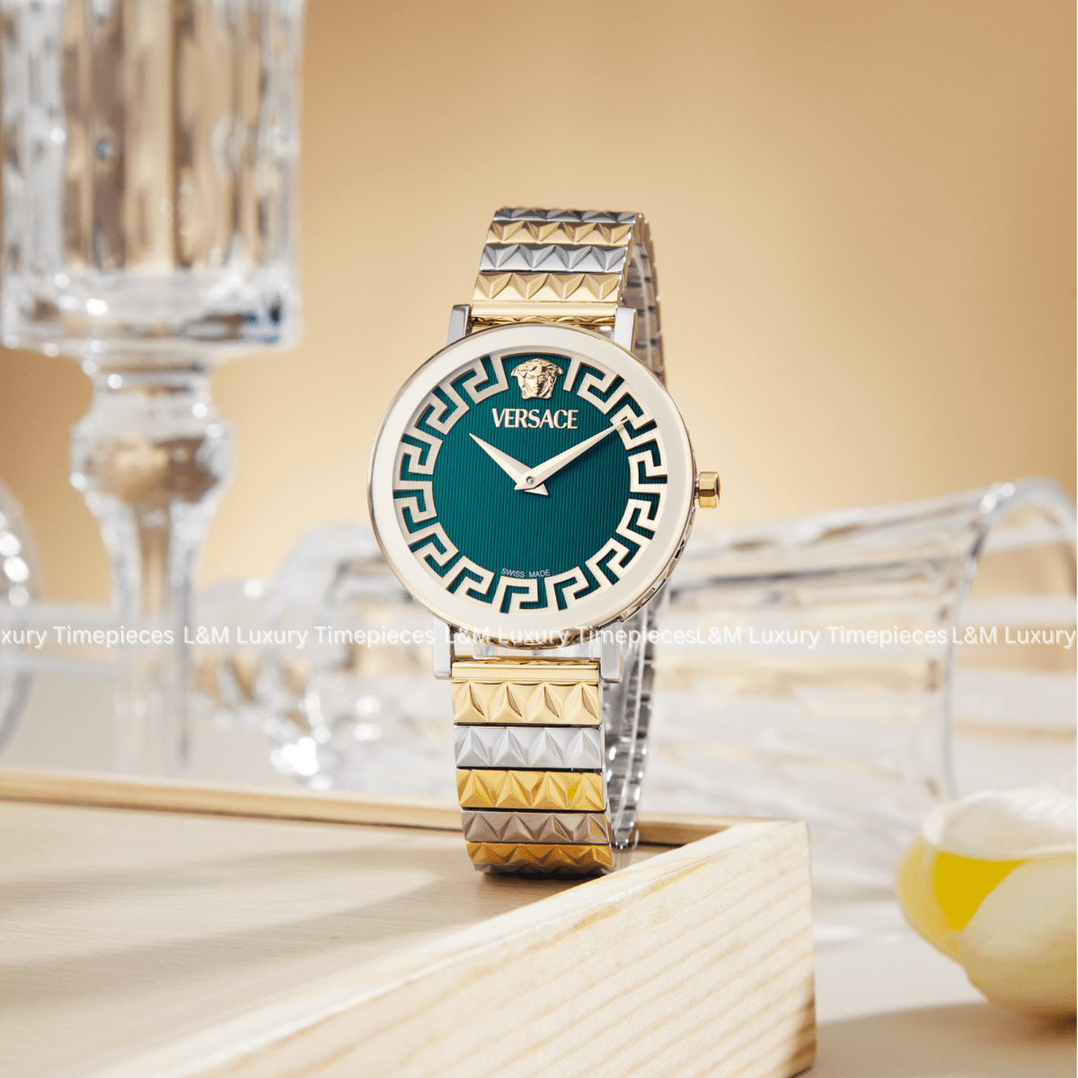 VERSACE Đồng Hồ Nữ Deadalus VE9A00424 - L&M Luxury Timepieces