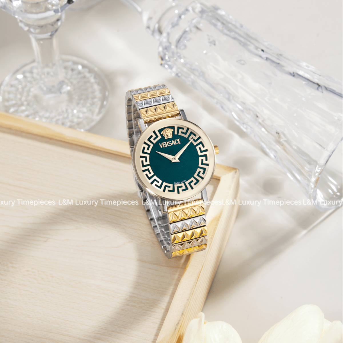 VERSACE Đồng Hồ Nữ Deadalus VE9A00424 - L&M Luxury Timepieces