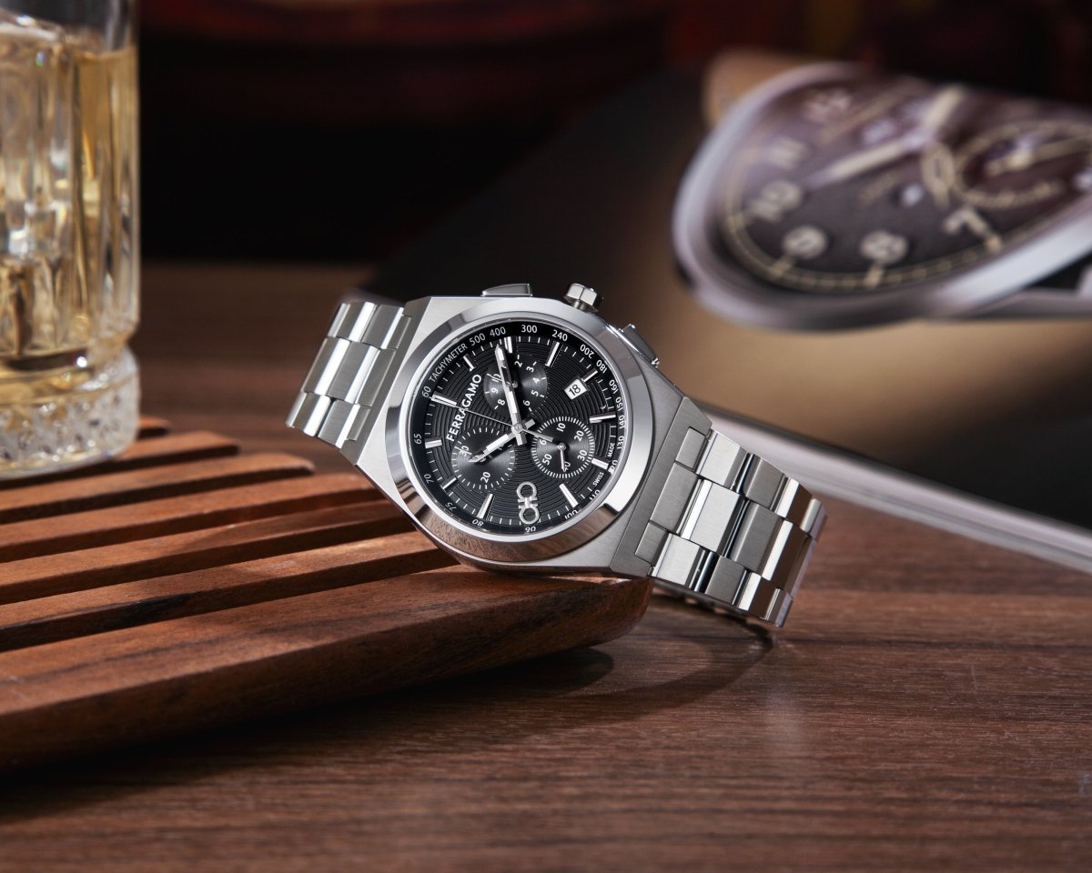 FERRAGAMO Đồng Hồ Nam Vega Upper Chrono SFVA00324 - L&M Luxury Timepieces