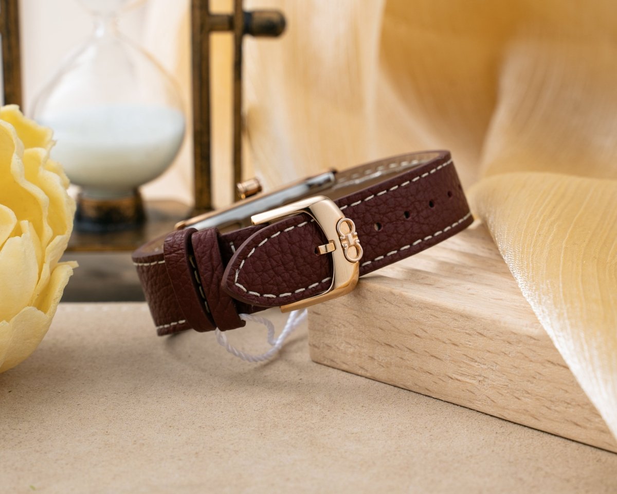 FERRAGAMO Đồng Hồ Nữ Charm SFNK00220 - L&M Luxury Timepieces