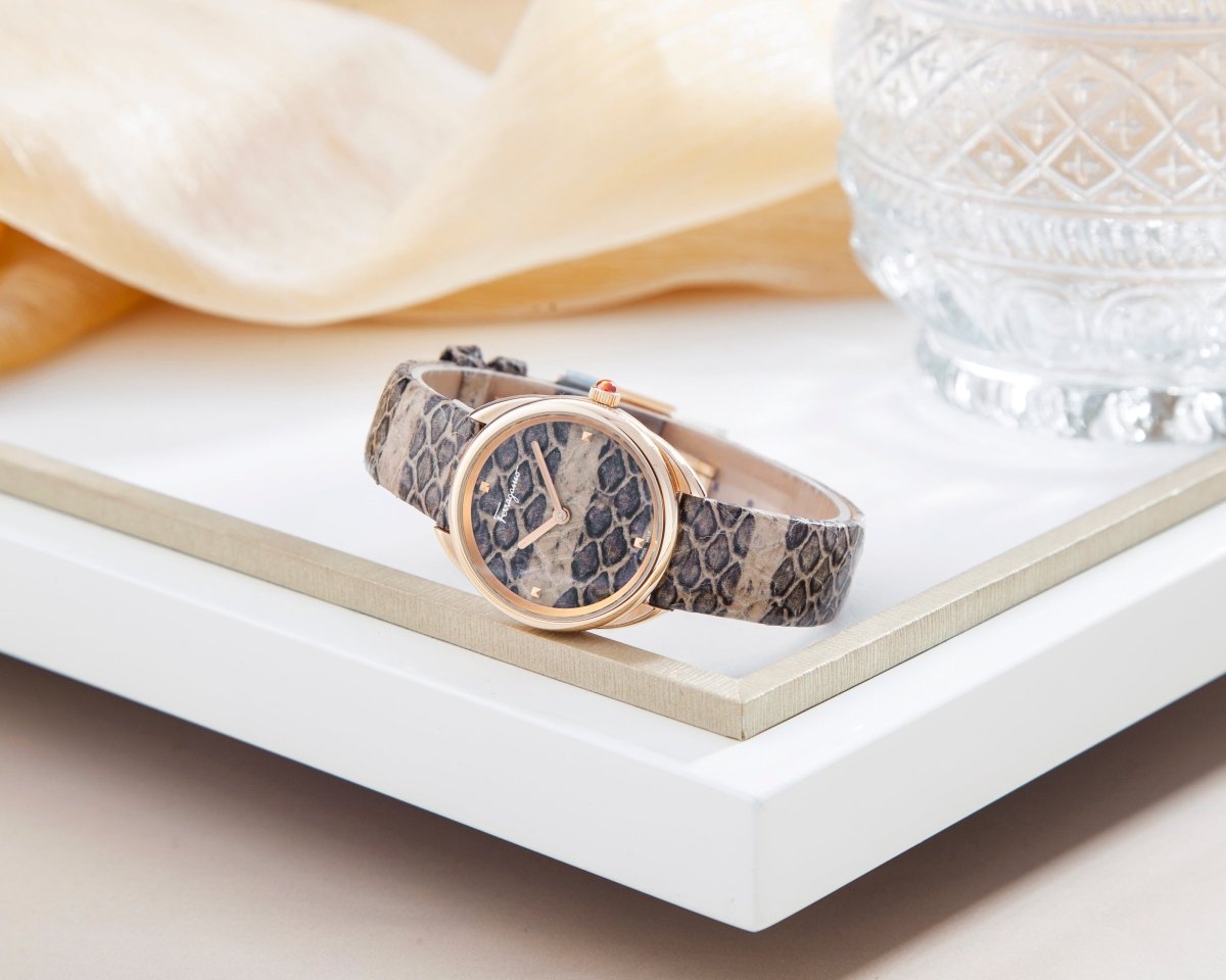 FERRAGAMO Đồng Hồ Nữ Cuir SFNE00319 - L&M Luxury Timepieces