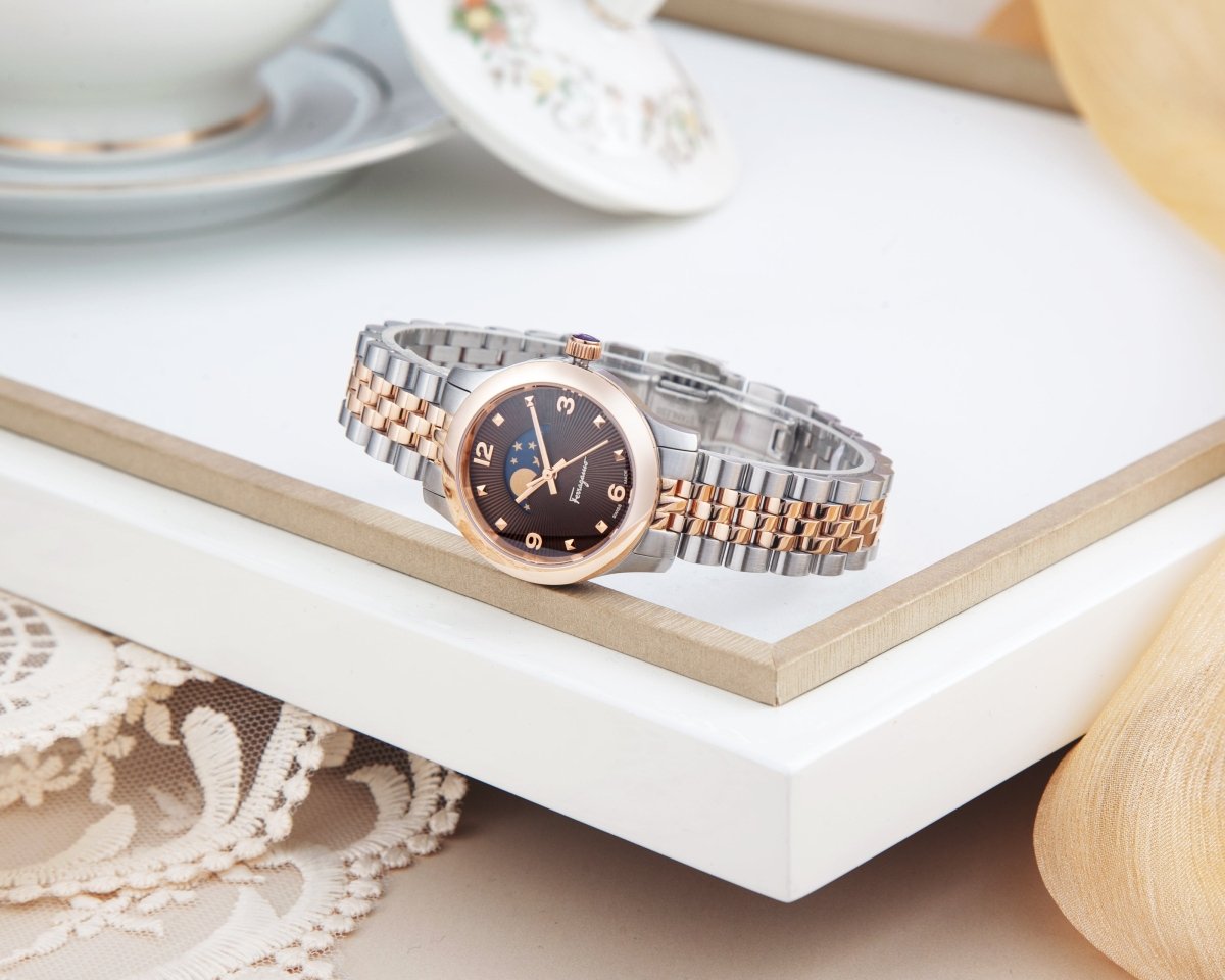 FERRAGAMO Đồng Hồ Nữ Duo Moonphase SFMN00622 - L&M Luxury Timepieces