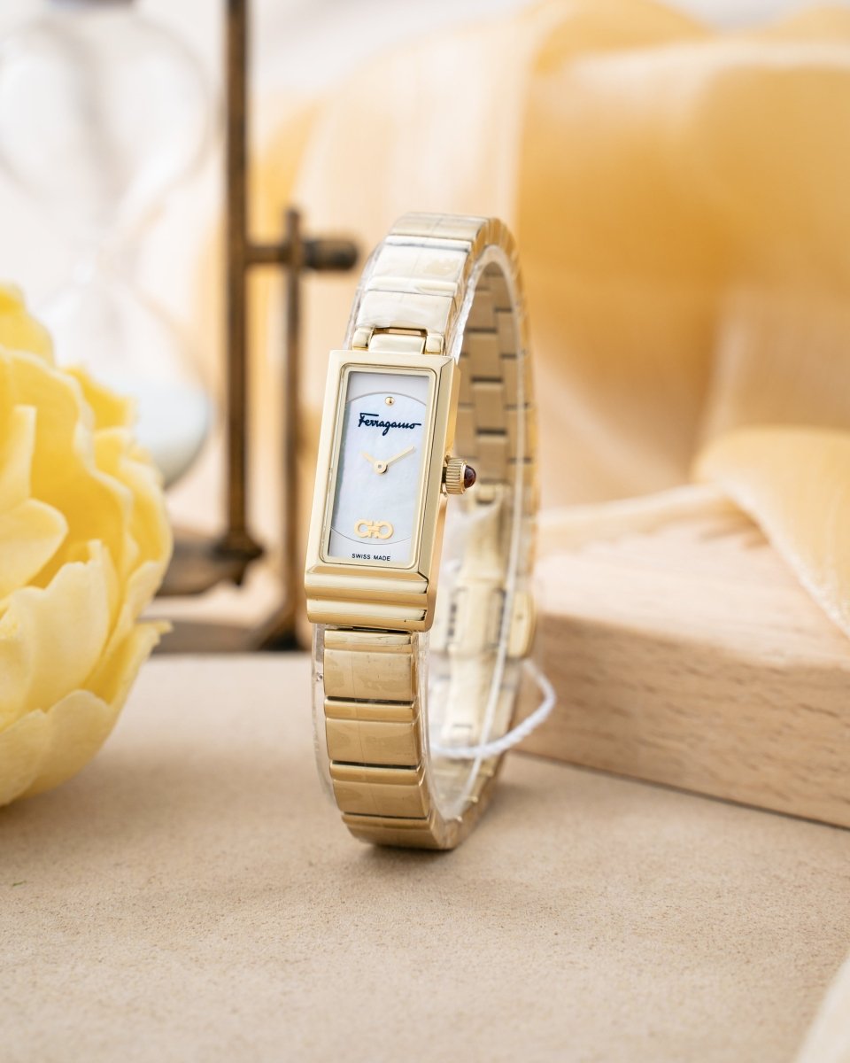 FERRAGAMO Đồng Hồ Nữ Essential SFMK00522 - L&M Luxury Timepieces