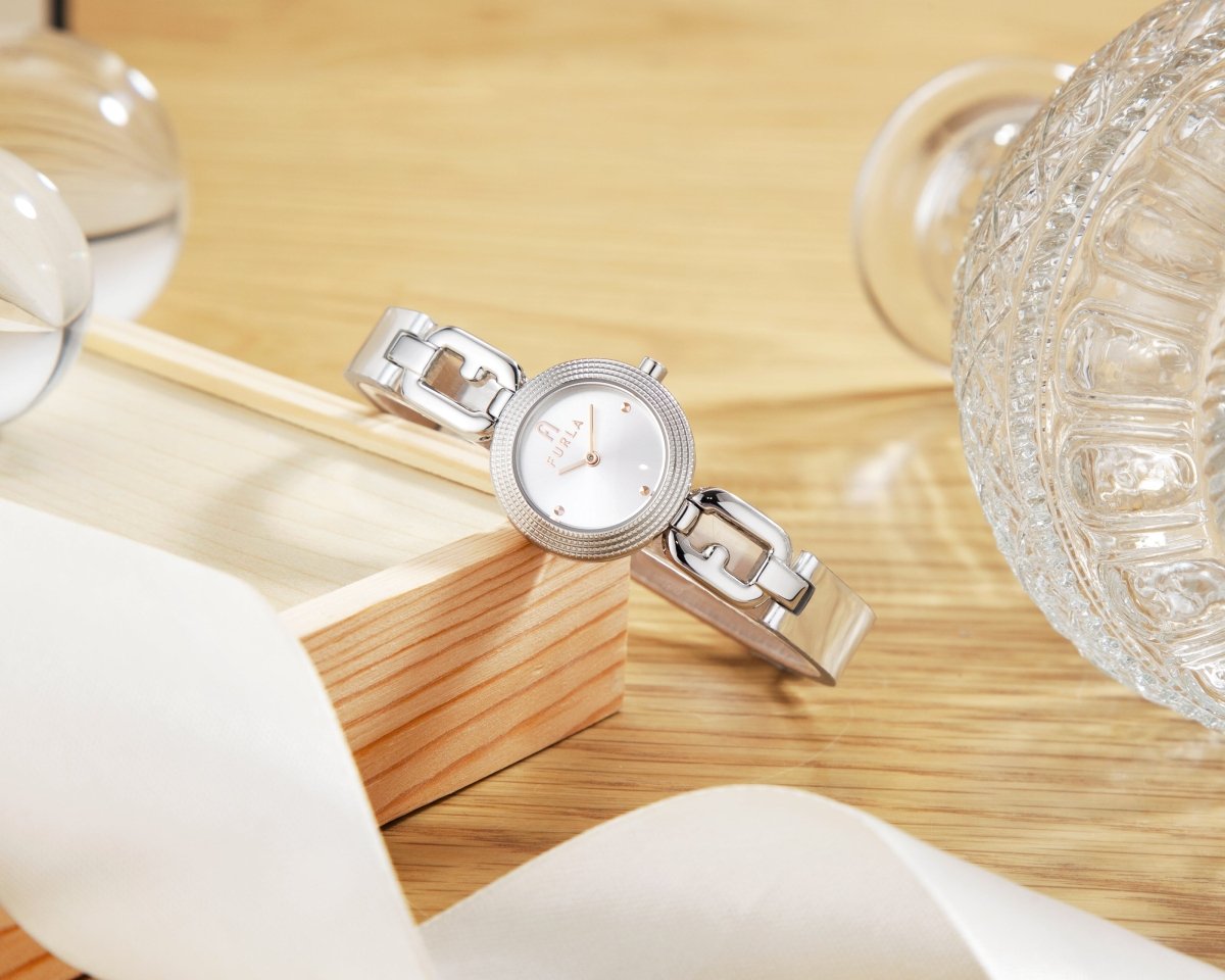 FURLA Đồng Hồ Nữ Arco Chain WW00015021L1 - L&M Luxury Timepieces