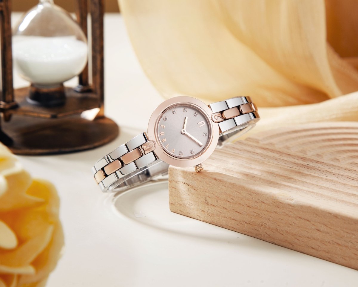 FURLA Đồng Hồ Nữ Logo Links WW00006012L5 - L&M Luxury Timepieces