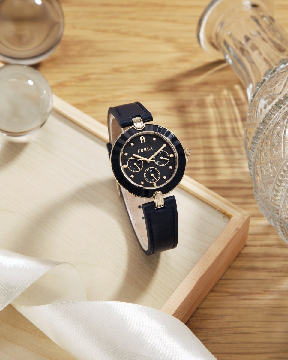 FURLA Đồng Hồ Nữ Logo Links WW00030011L2 - L&M Luxury Timepieces