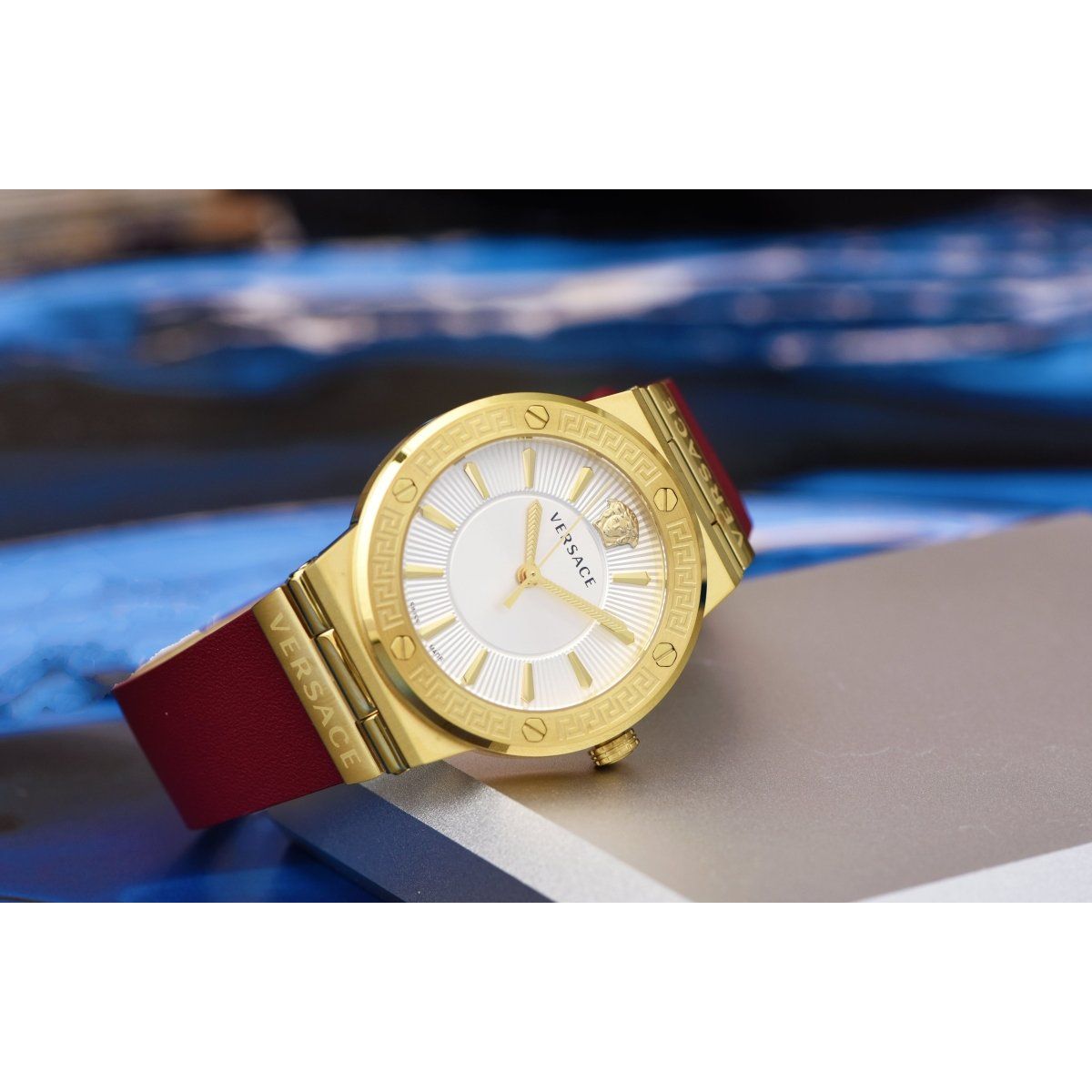 VERSACE Đồng Hồ Nữ Greca Logo VEVH00420 - L&M Luxury Timepieces