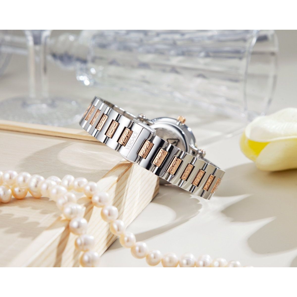 Greca Sphere - L&M Luxury Timepieces