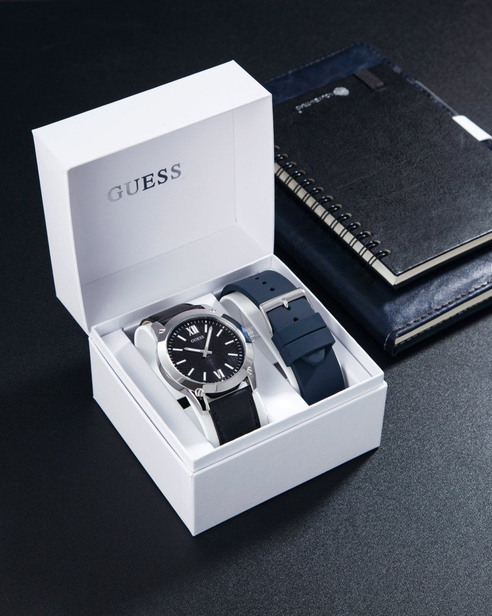 GUESS Đồng Hồ Nam Crescent GW0630G1 - L&M Luxury Timepieces