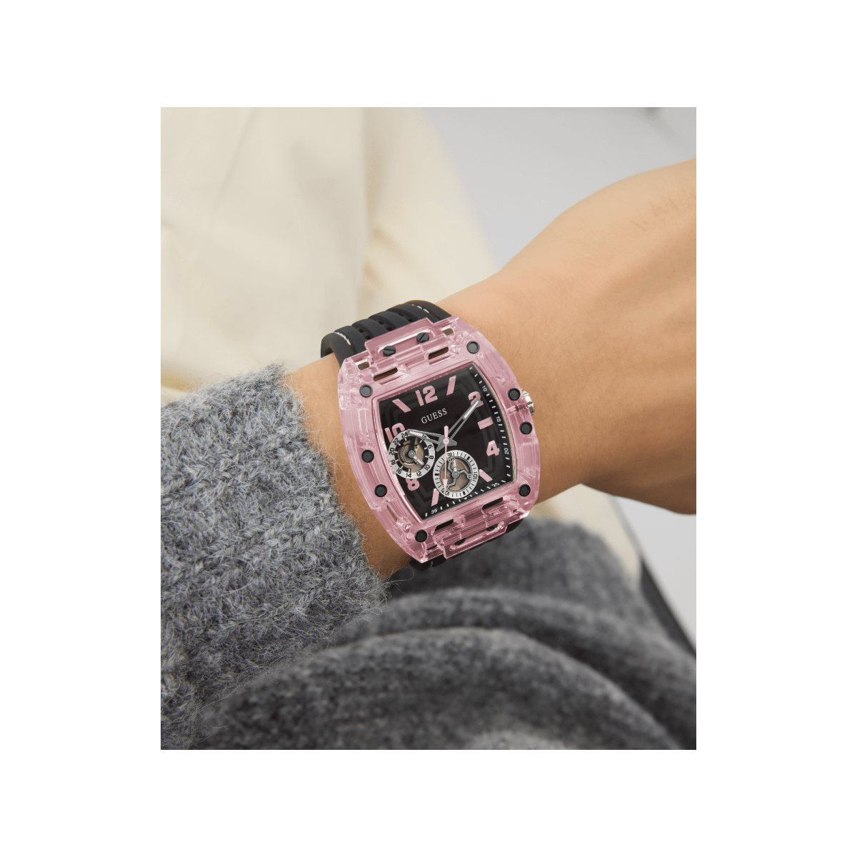 GUESS Đồng Hồ Nam Sporting Pink GW0032G3 - L&M Luxury Timepieces