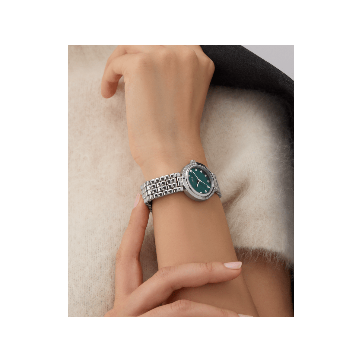 GUESS Đồng Hồ Nữ Clara GW0930L1 - L&M Luxury Timepieces