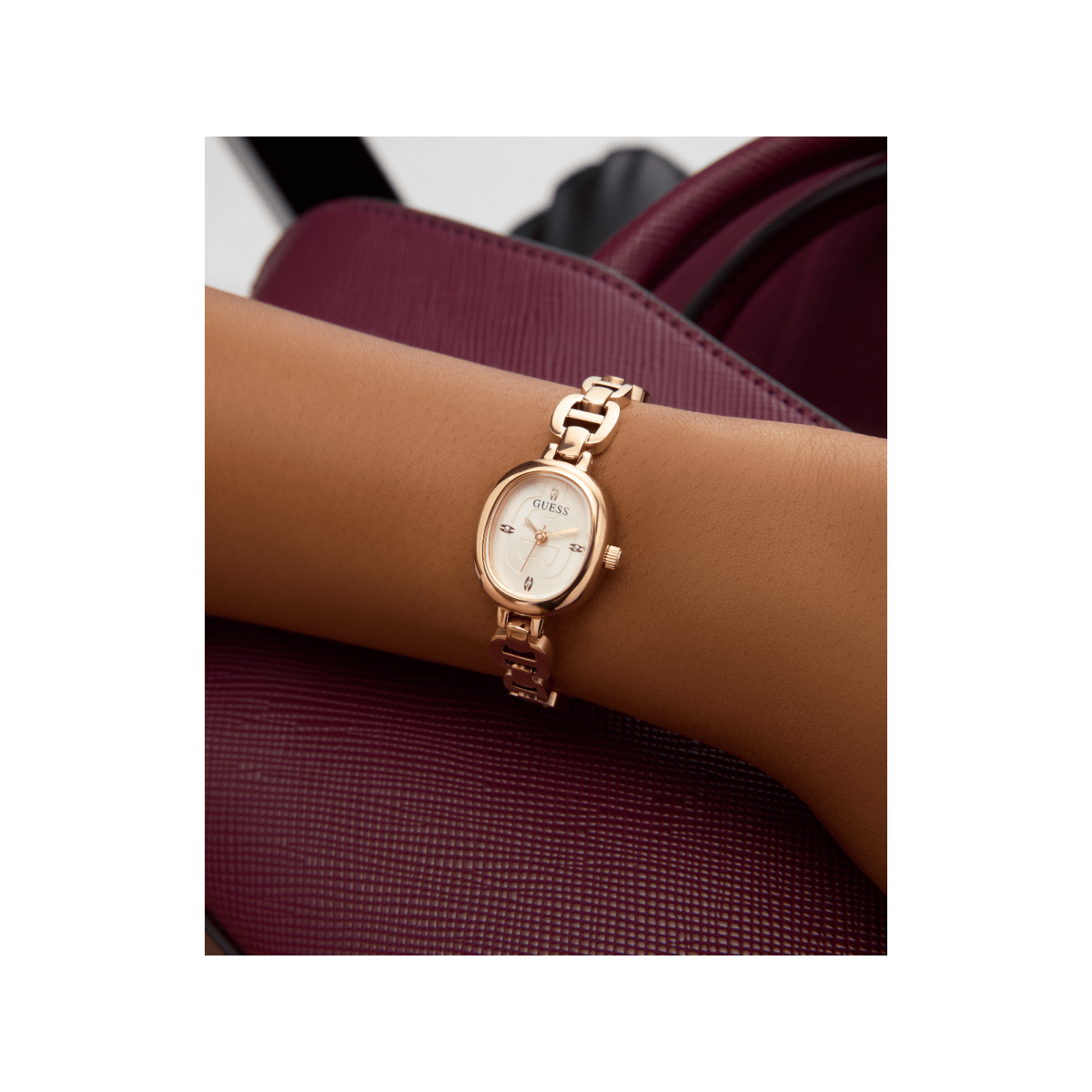 GUESS Đồng Hồ Nữ Vivian GW0982L3 - L&M Luxury Timepieces
