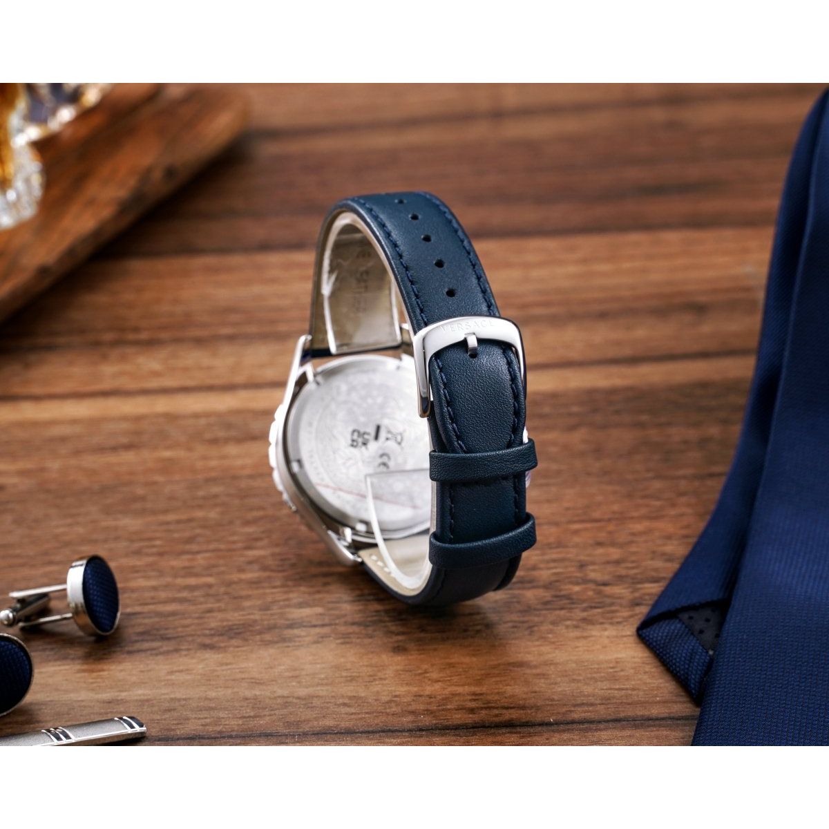 VERSACE Đồng Hồ Nam Hellenyium Gent VE3A00220 - L&M Luxury Timepieces