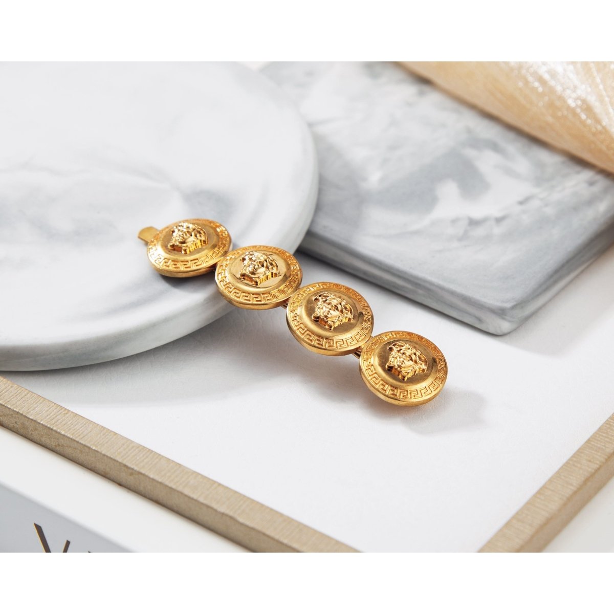 Kẹp Tóc VERSACE - L&M Luxury Timepieces