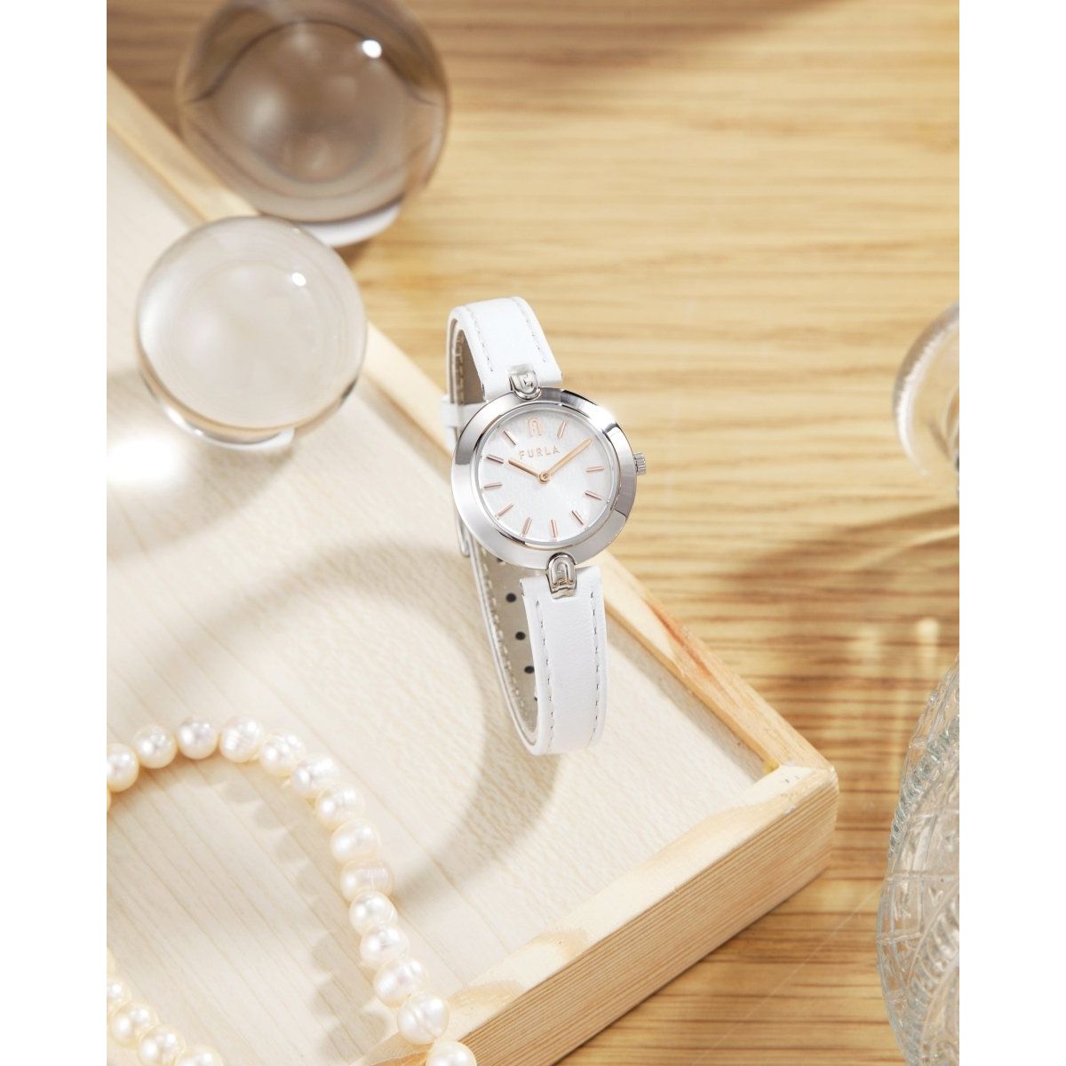 Logo Links - L&M Luxury Timepieces